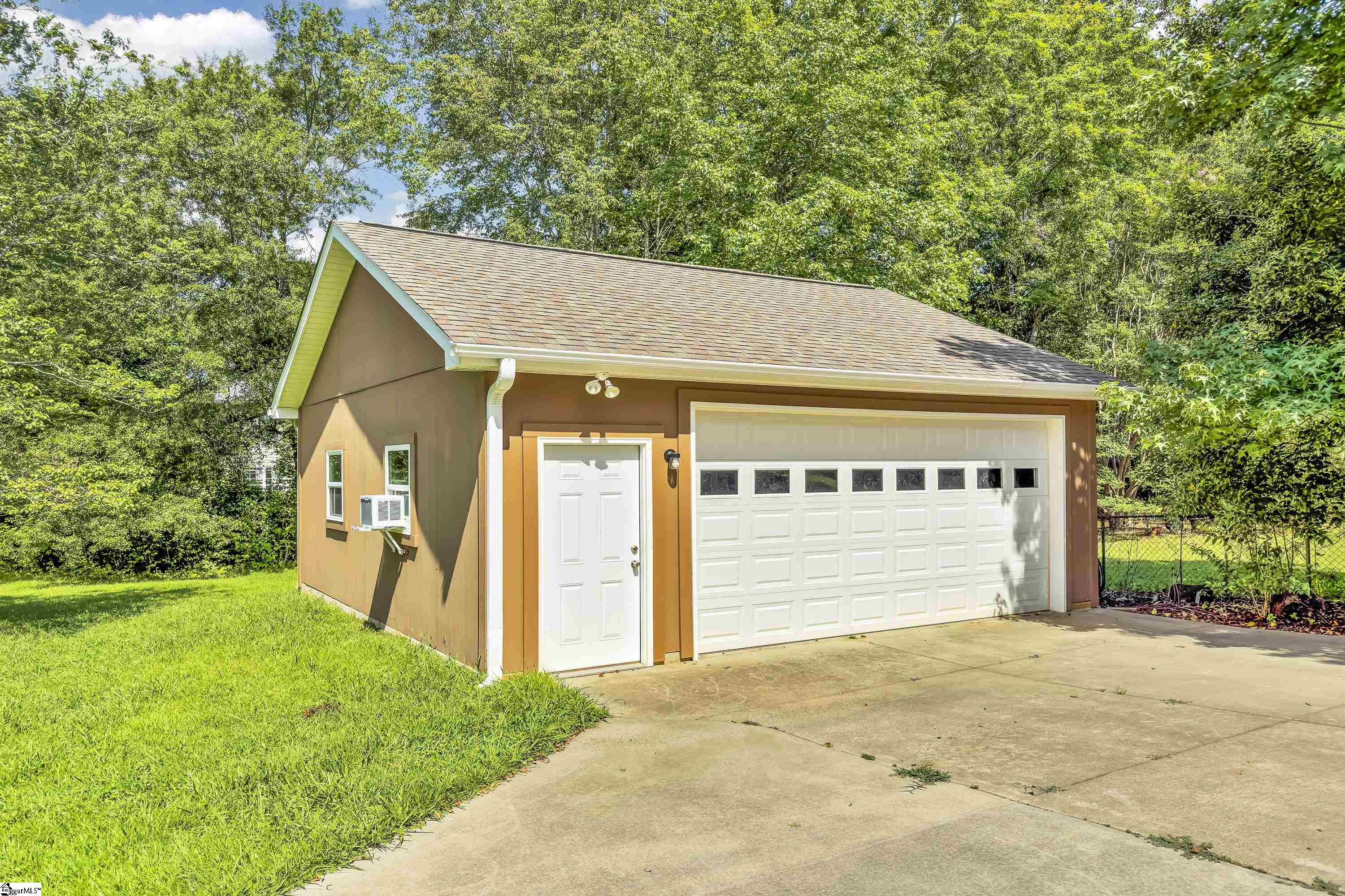 403 Harness Trail Simpsonville, SC 29681