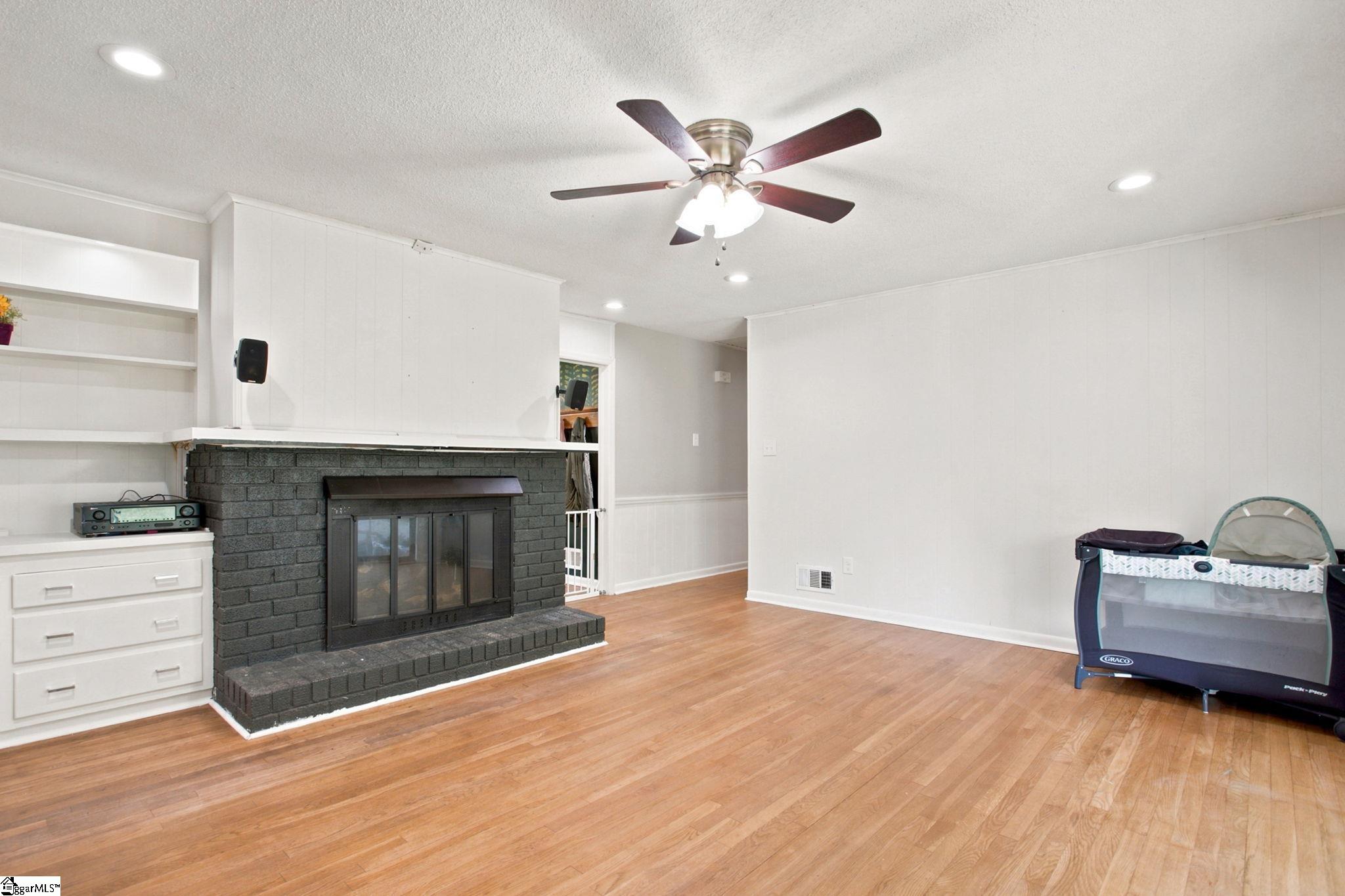 229 Mohawk Drive Spartanburg, SC 29301