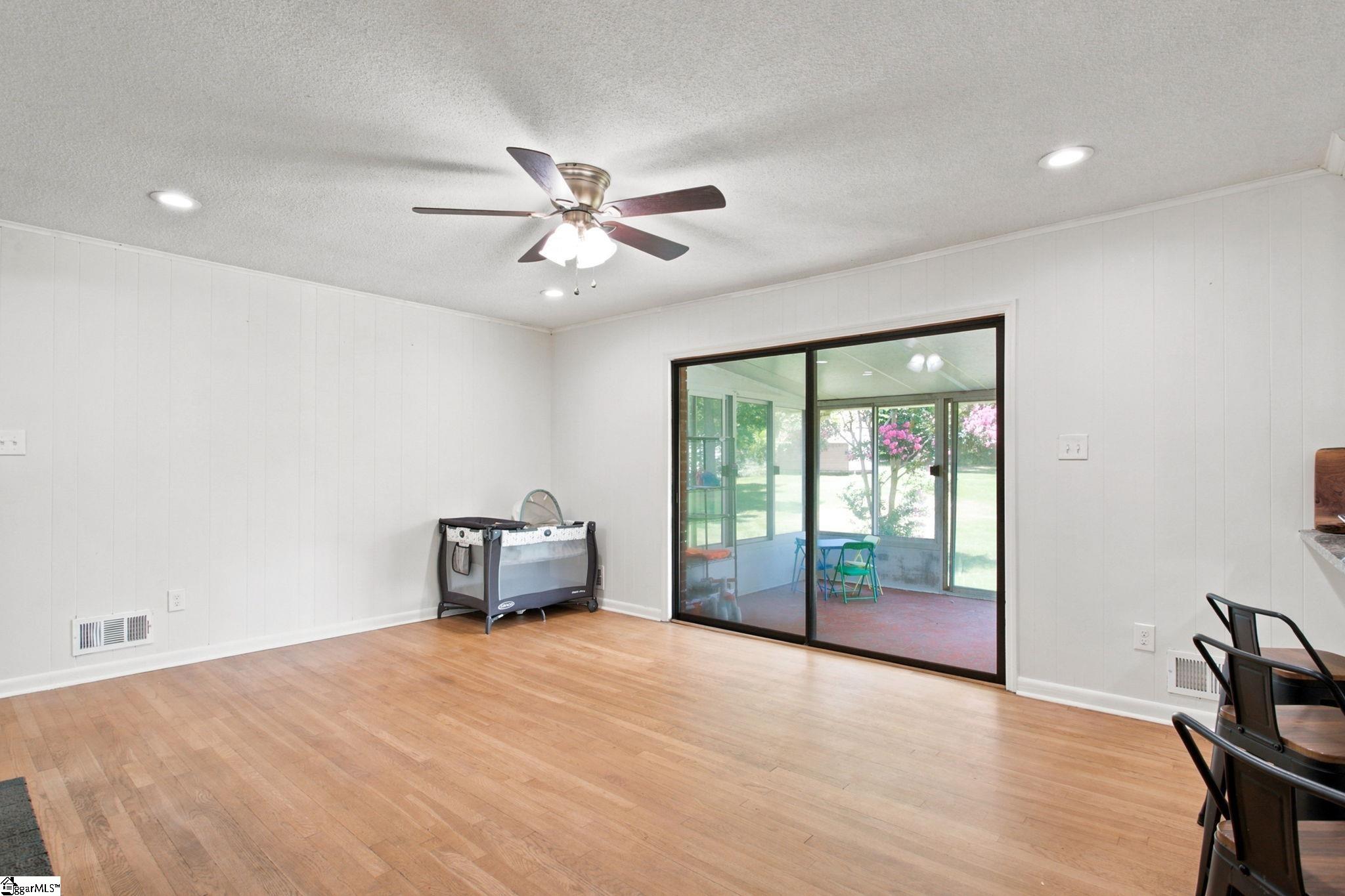 229 Mohawk Drive Spartanburg, SC 29301