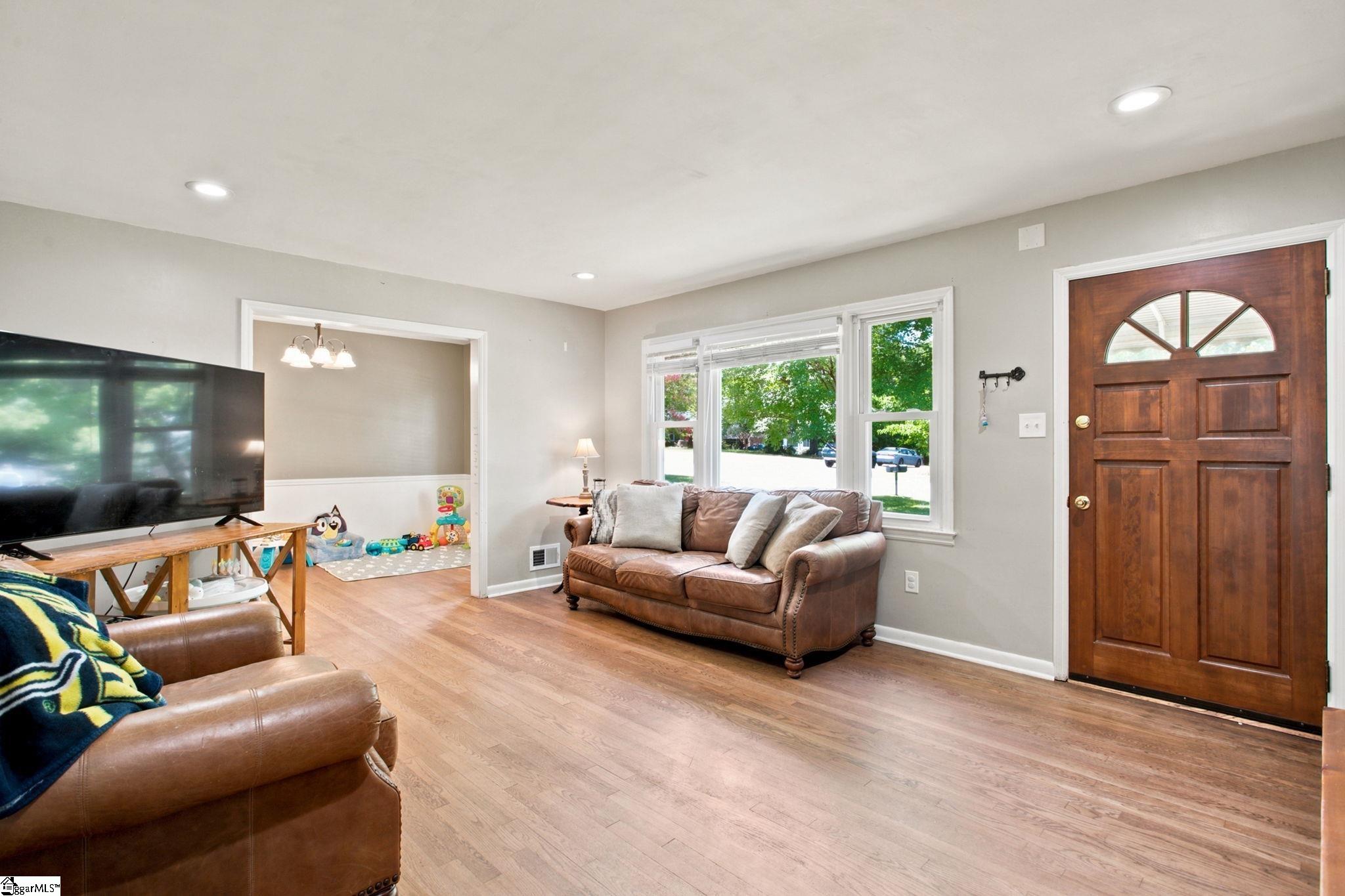 229 Mohawk Drive Spartanburg, SC 29301