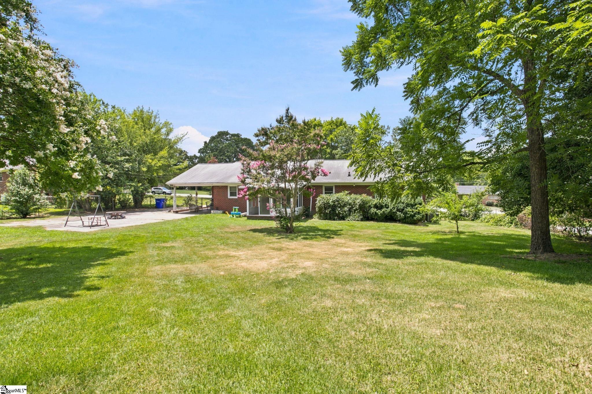 229 Mohawk Drive Spartanburg, SC 29301