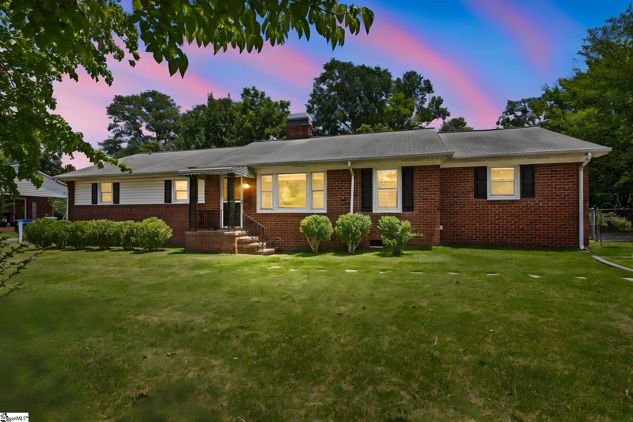 229 Mohawk Drive Spartanburg, SC 29301