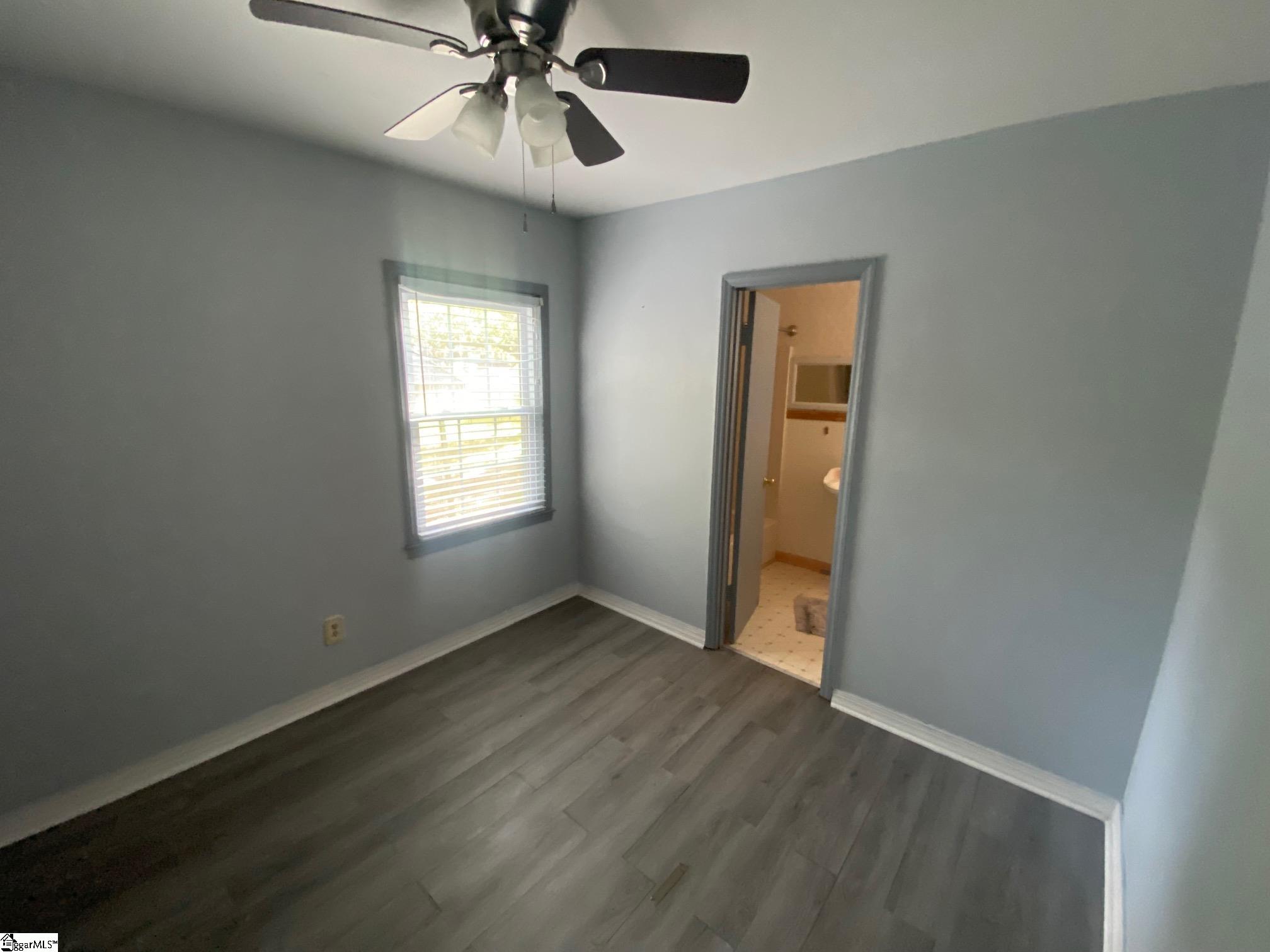 111 Maplebrook Street Laurens, SC 29360