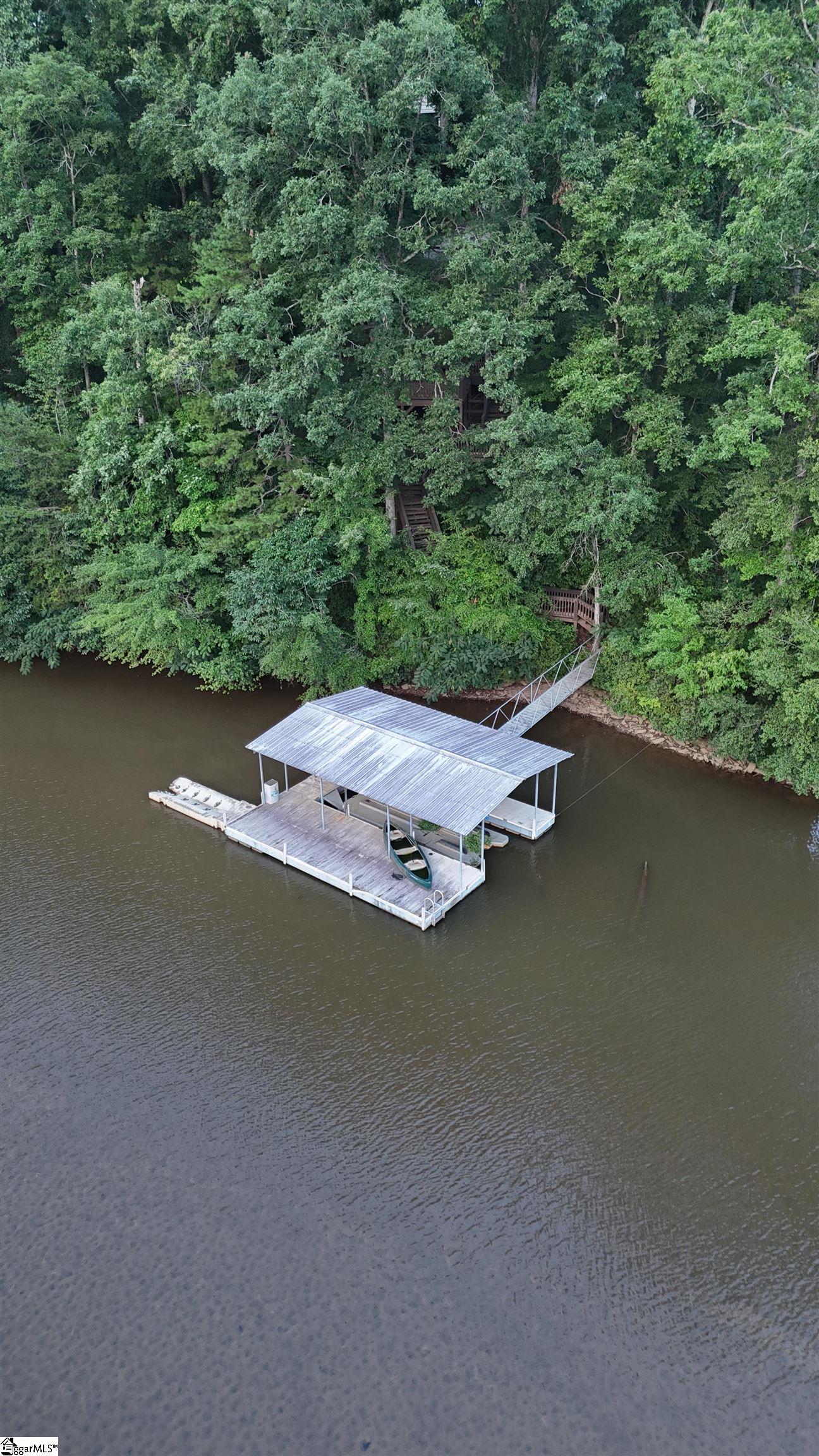 147 W Waters Edge Lane West Union, SC 29696