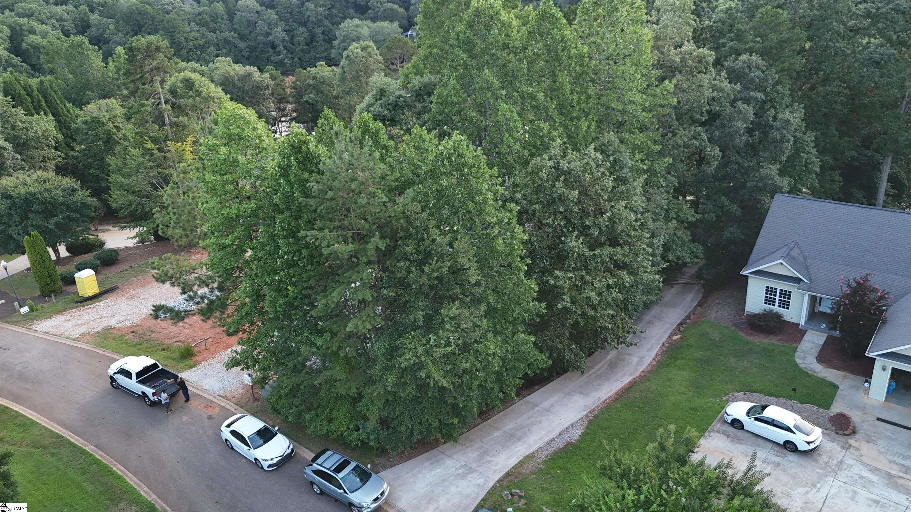 147 W Waters Edge Lane West Union, SC 29696
