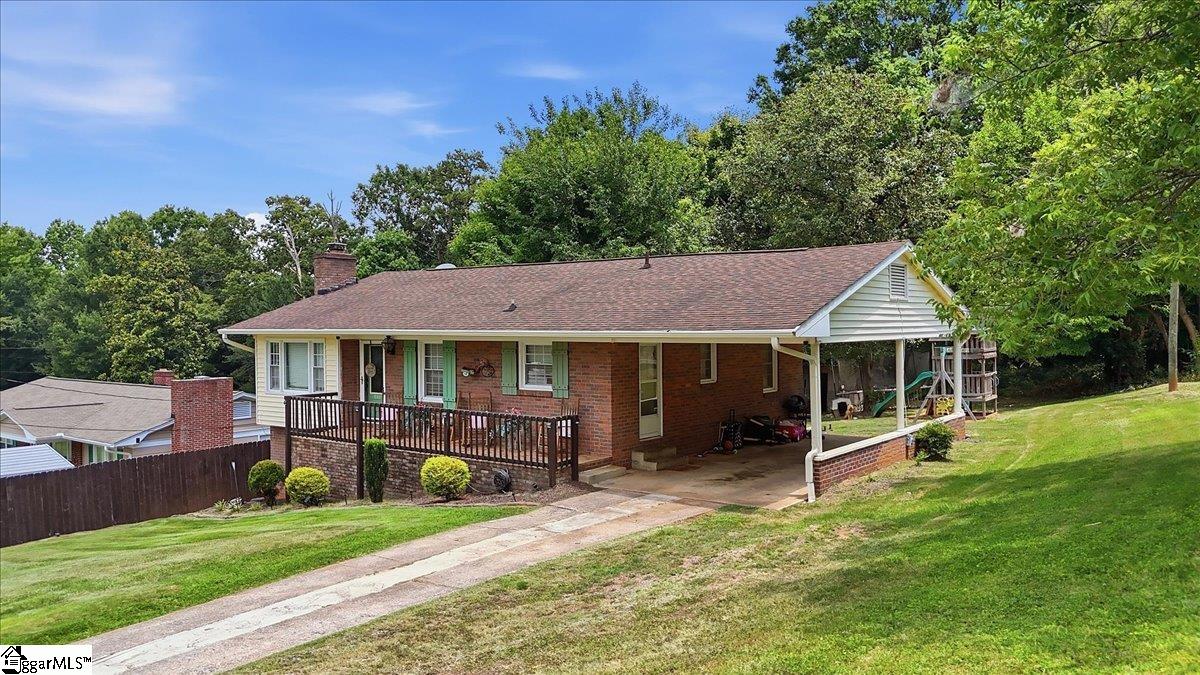 1207 Elmore Street Gaffney, SC 29340