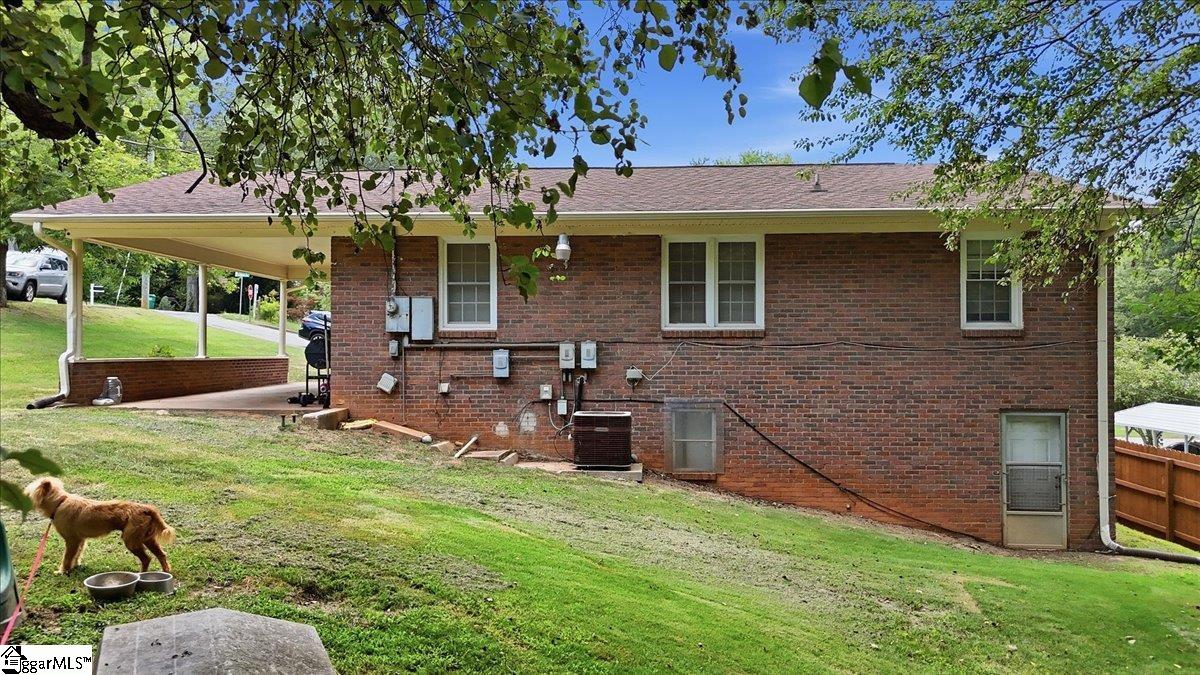 1207 Elmore Street Gaffney, SC 29340