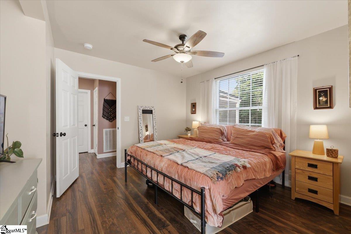 120 Calhoun Street Abbeville, SC 29620
