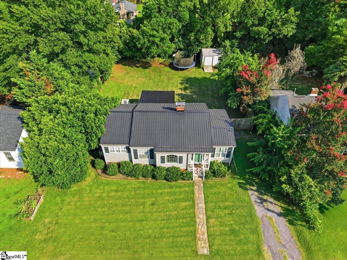 120 Calhoun Street Abbeville, SC 29620