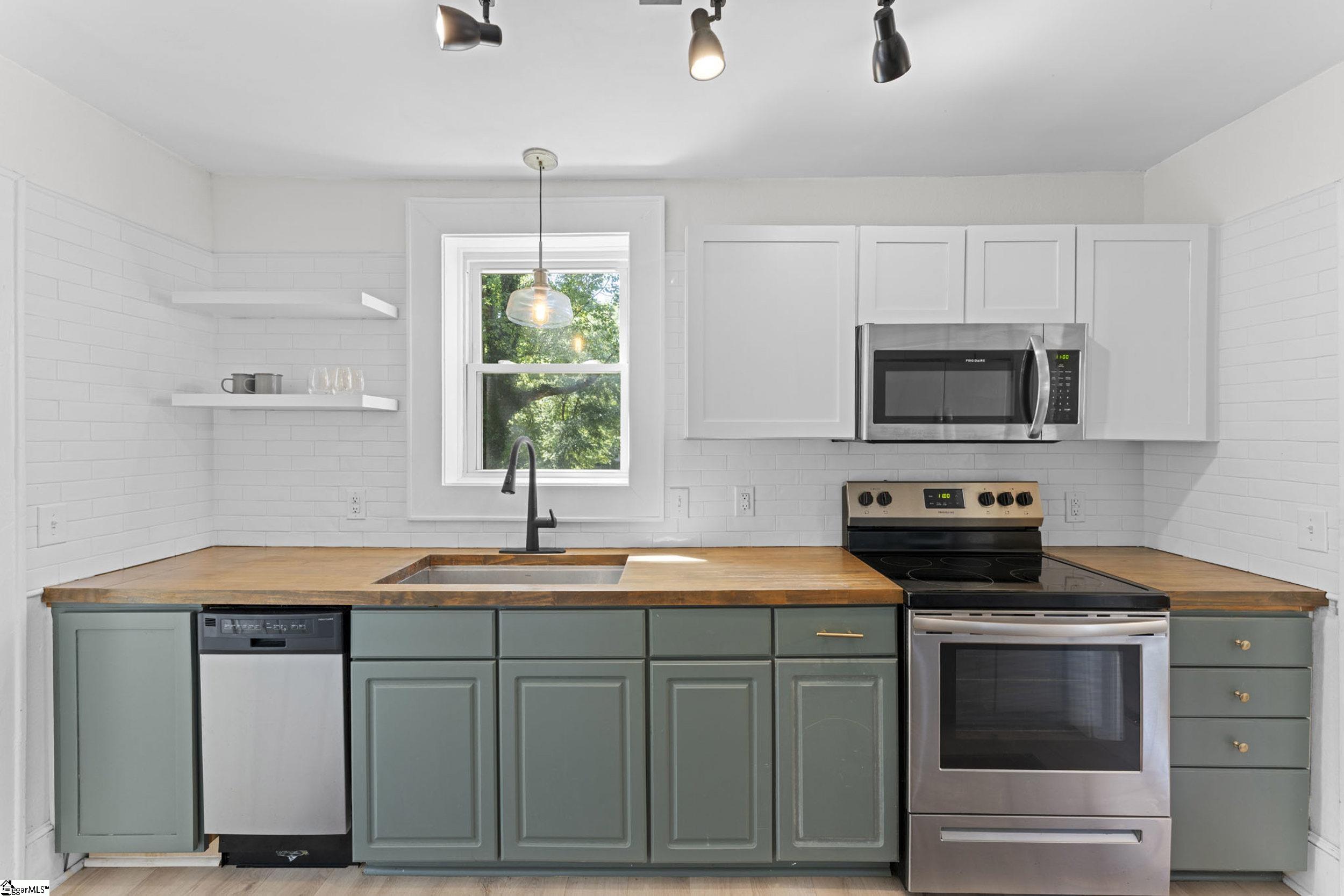 109 Ackley Road Greenville, SC 29607