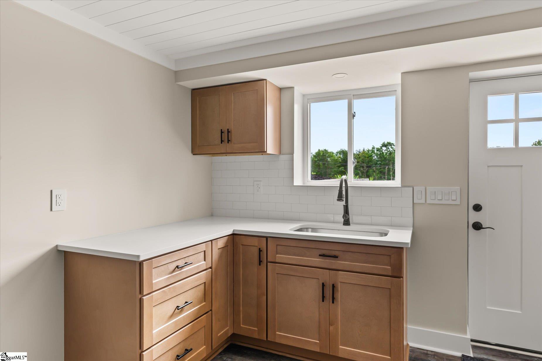 101 Fairview Drive Greenville, SC 29609