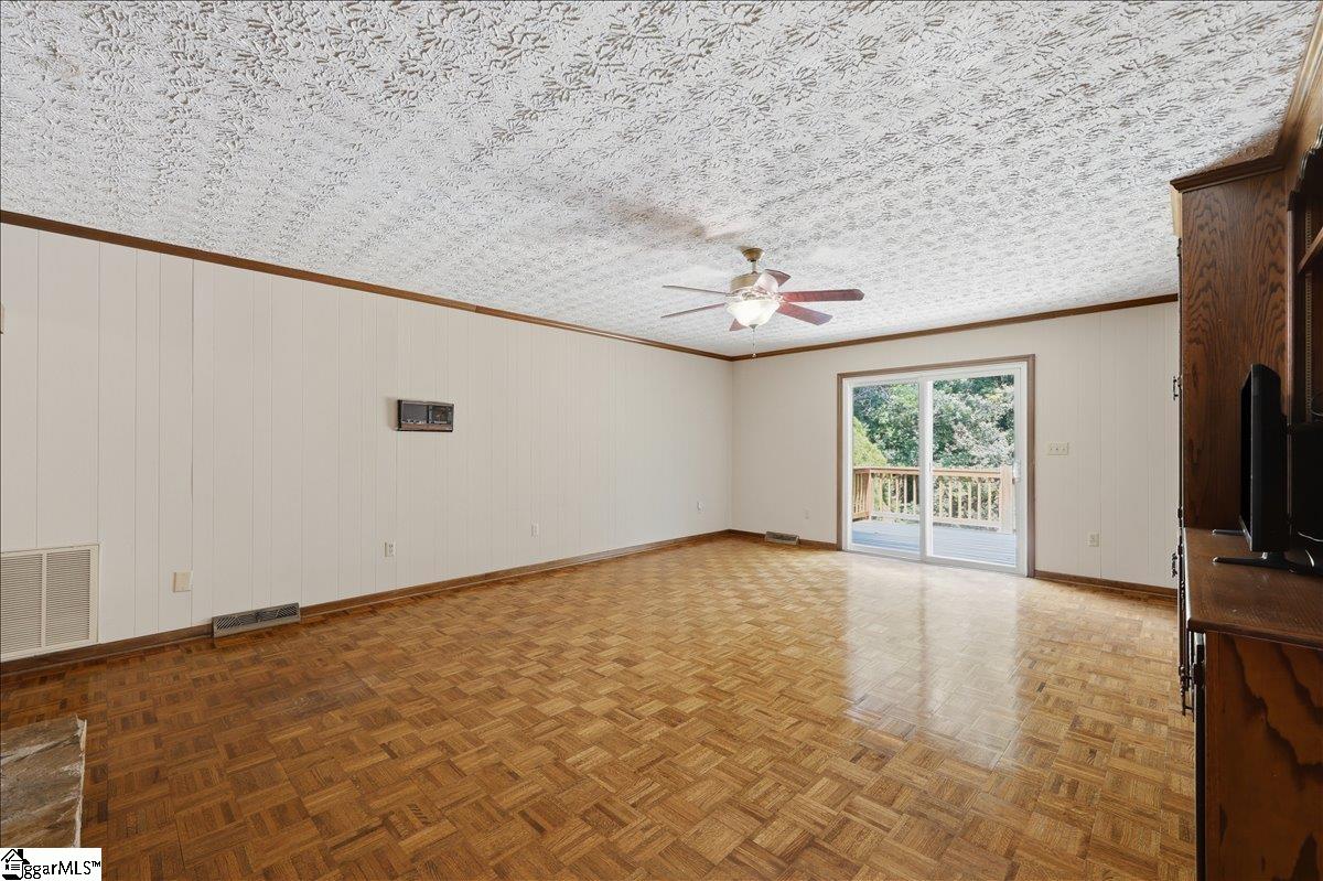 3184 N Hwy 14 Greer, SC 29651