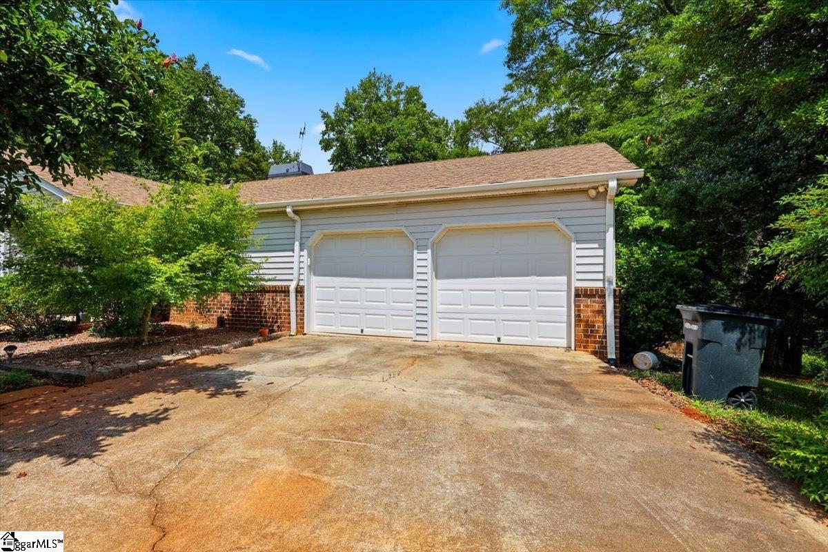 3184 N Hwy 14 Greer, SC 29651