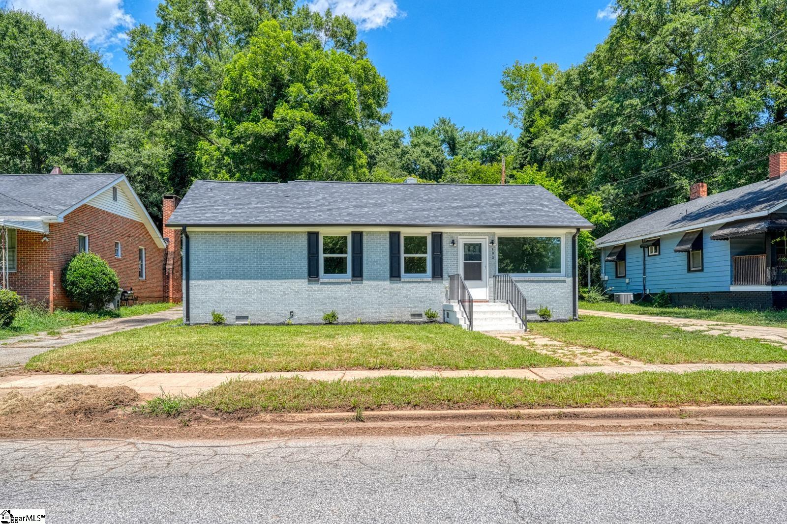 390 Caulder Avenue Spartanburg, SC 29306