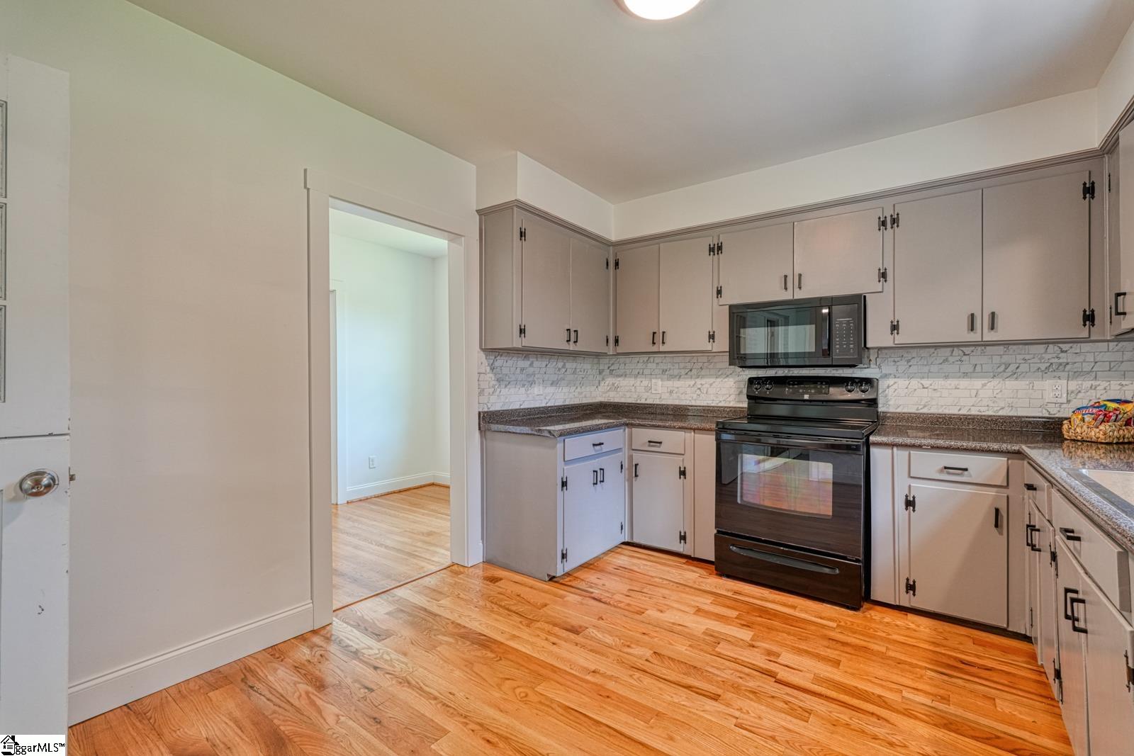 390 Caulder Avenue Spartanburg, SC 29306