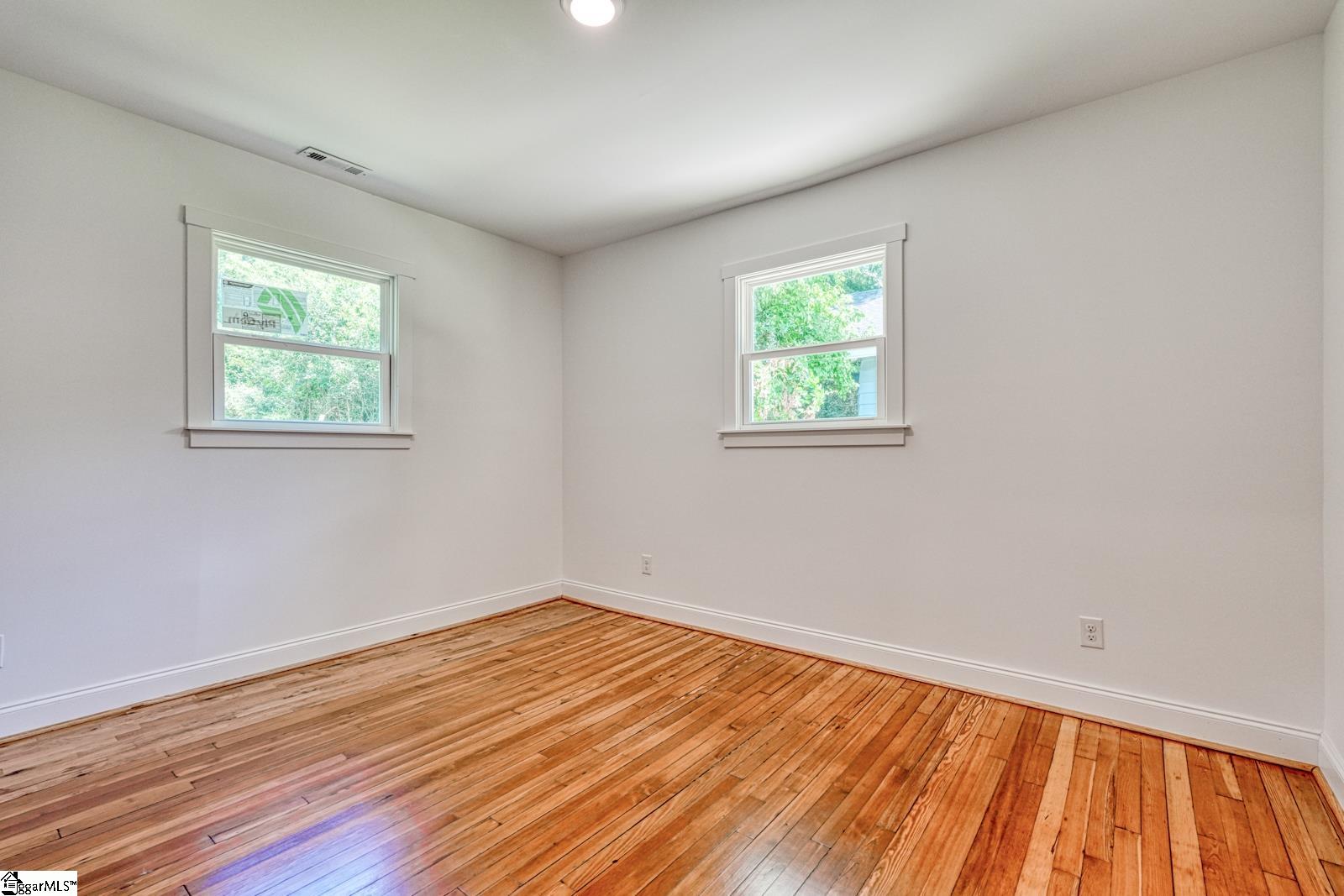 390 Caulder Avenue Spartanburg, SC 29306