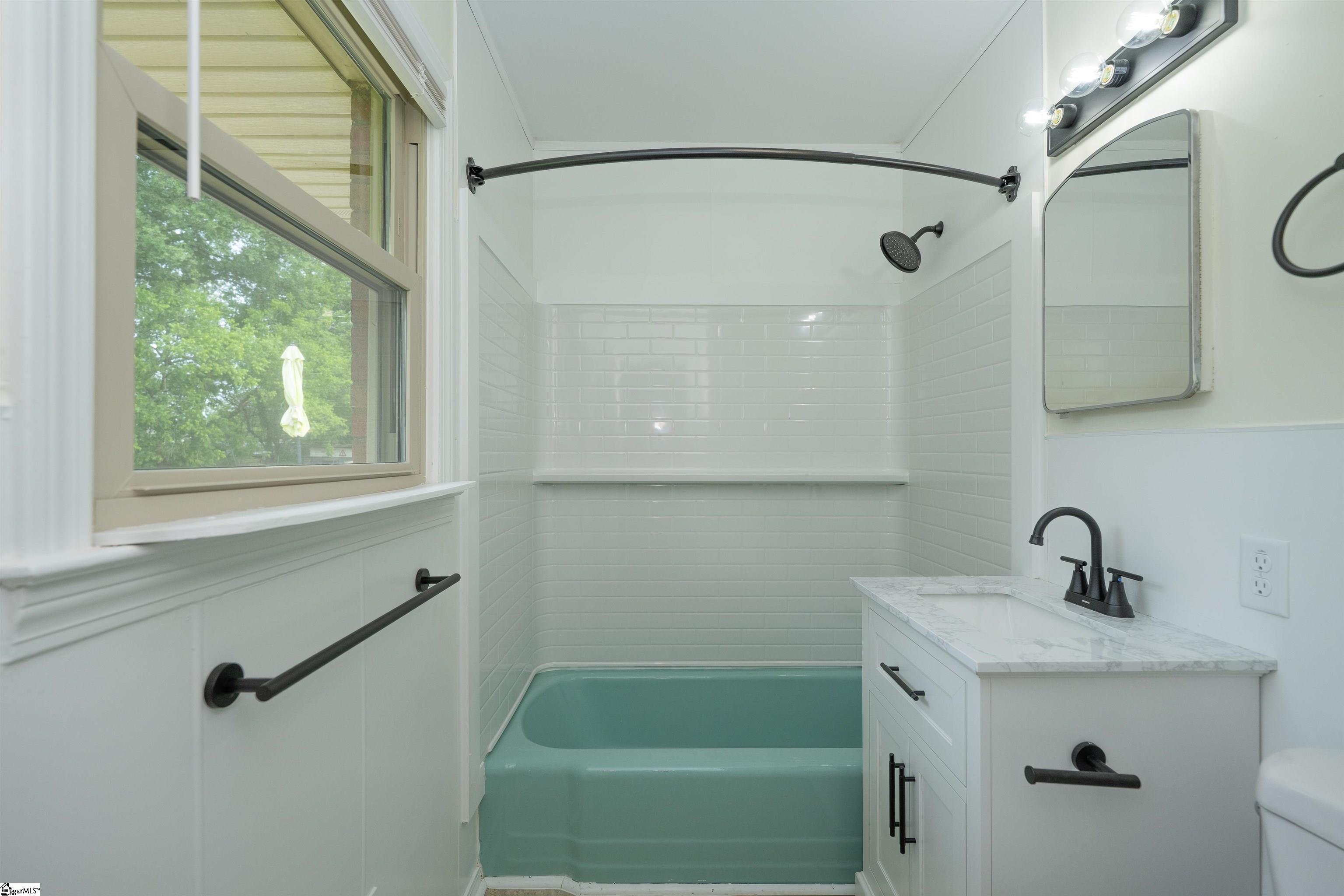 10 Templewood Drive Greenville, SC 29611