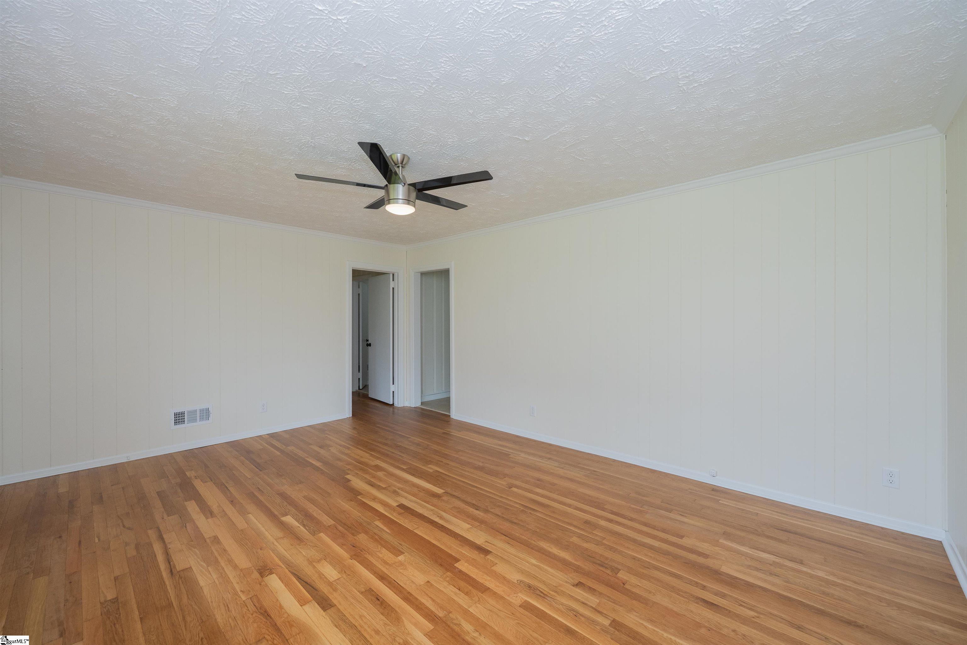 10 Templewood Drive Greenville, SC 29611