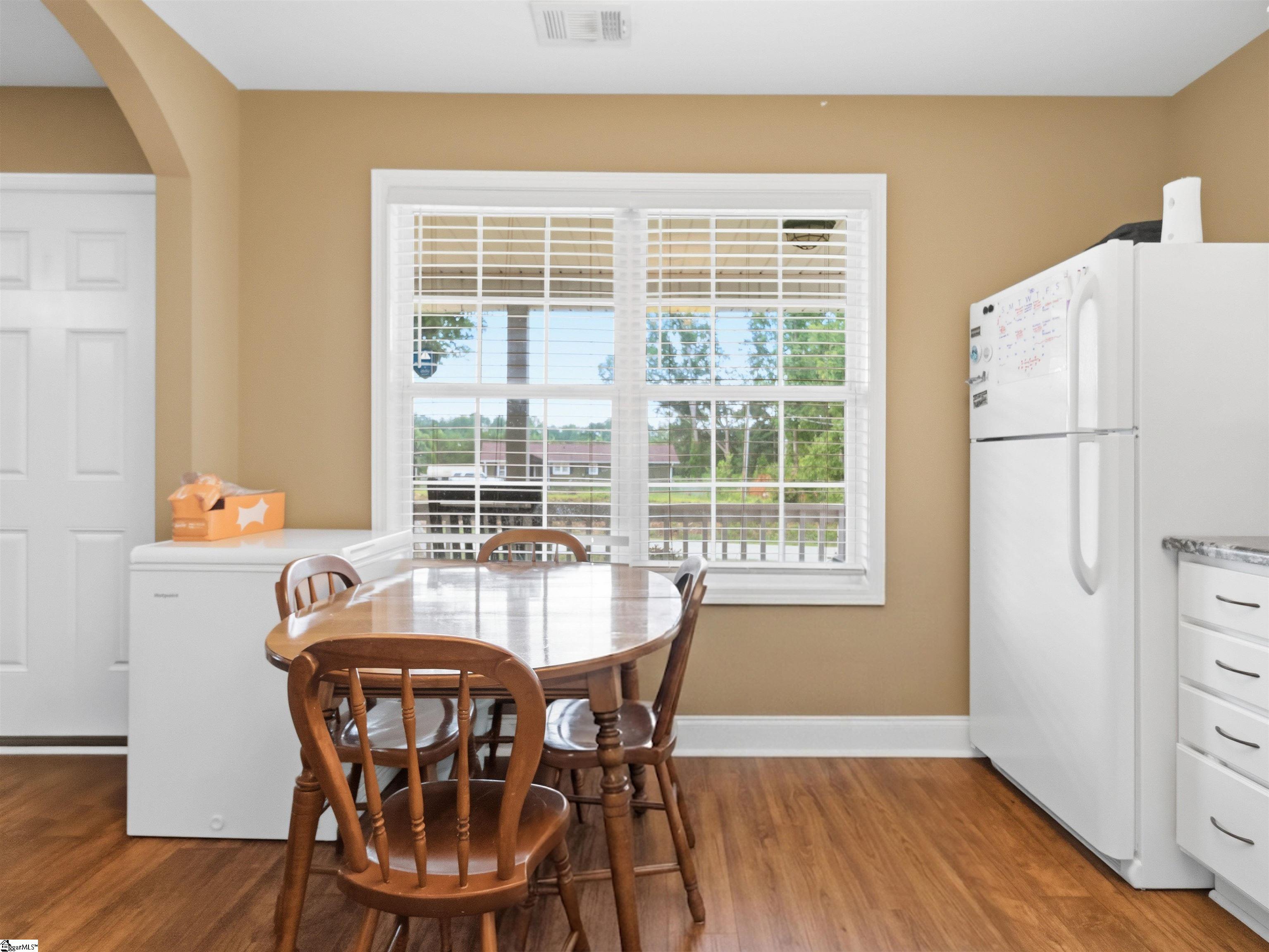 4141 Cross Anchor Road Enoree, SC 29335