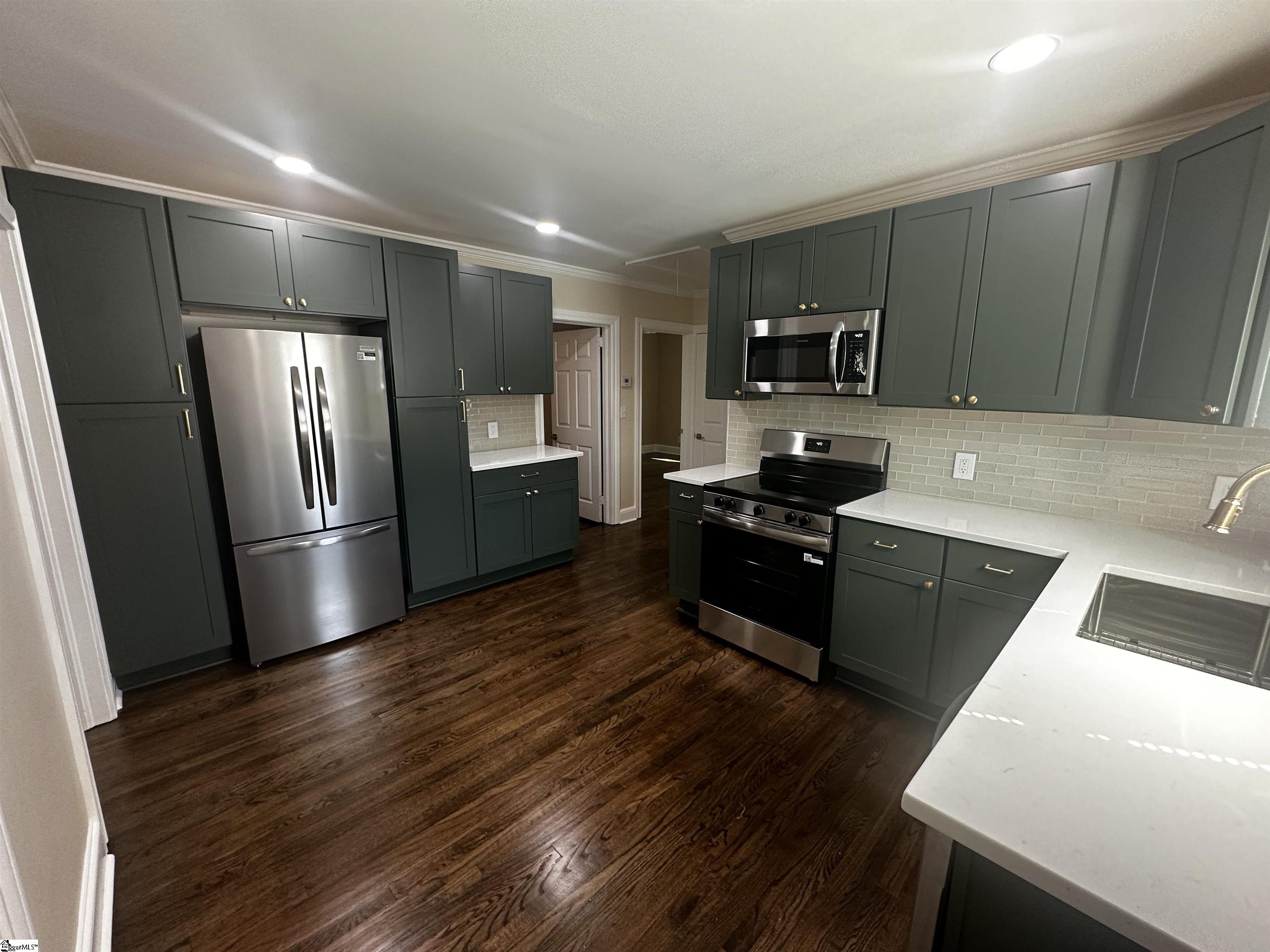 414 E Fairview Avenue Greer, SC 29651