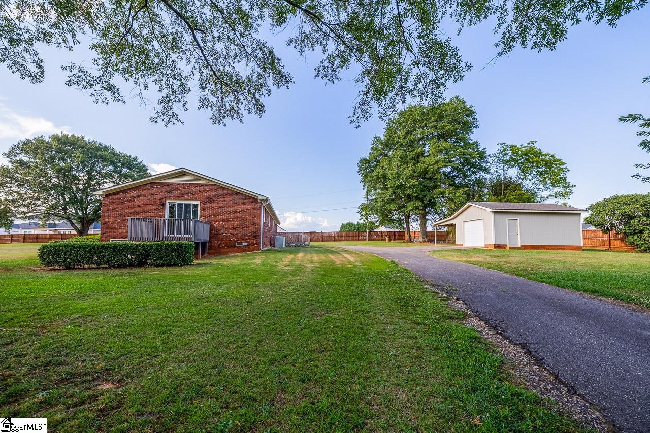 1326 Mount Zion Road Spartanburg, SC 29303