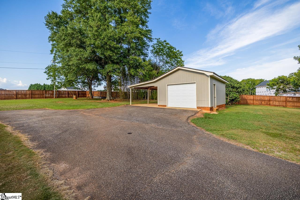 1326 Mount Zion Road Spartanburg, SC 29303