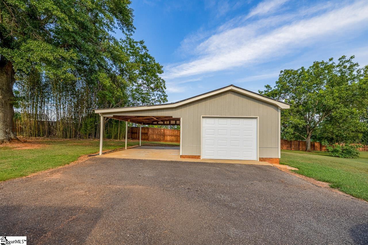 1326 Mount Zion Road Spartanburg, SC 29303