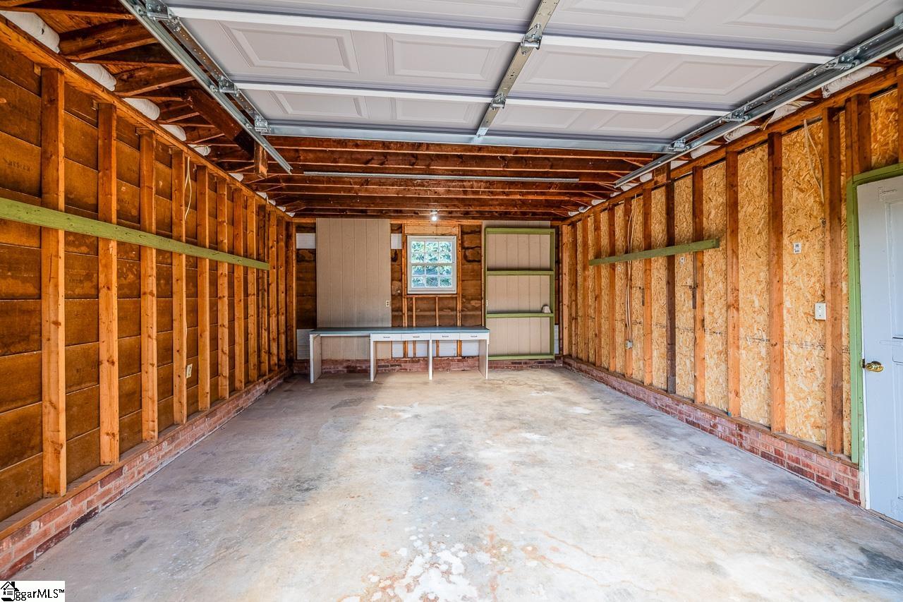 1326 Mount Zion Road Spartanburg, SC 29303