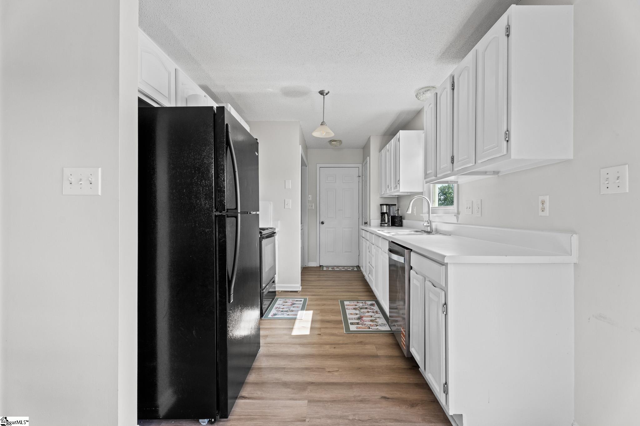 215 Upland View Drive Boiling Springs, SC 29316