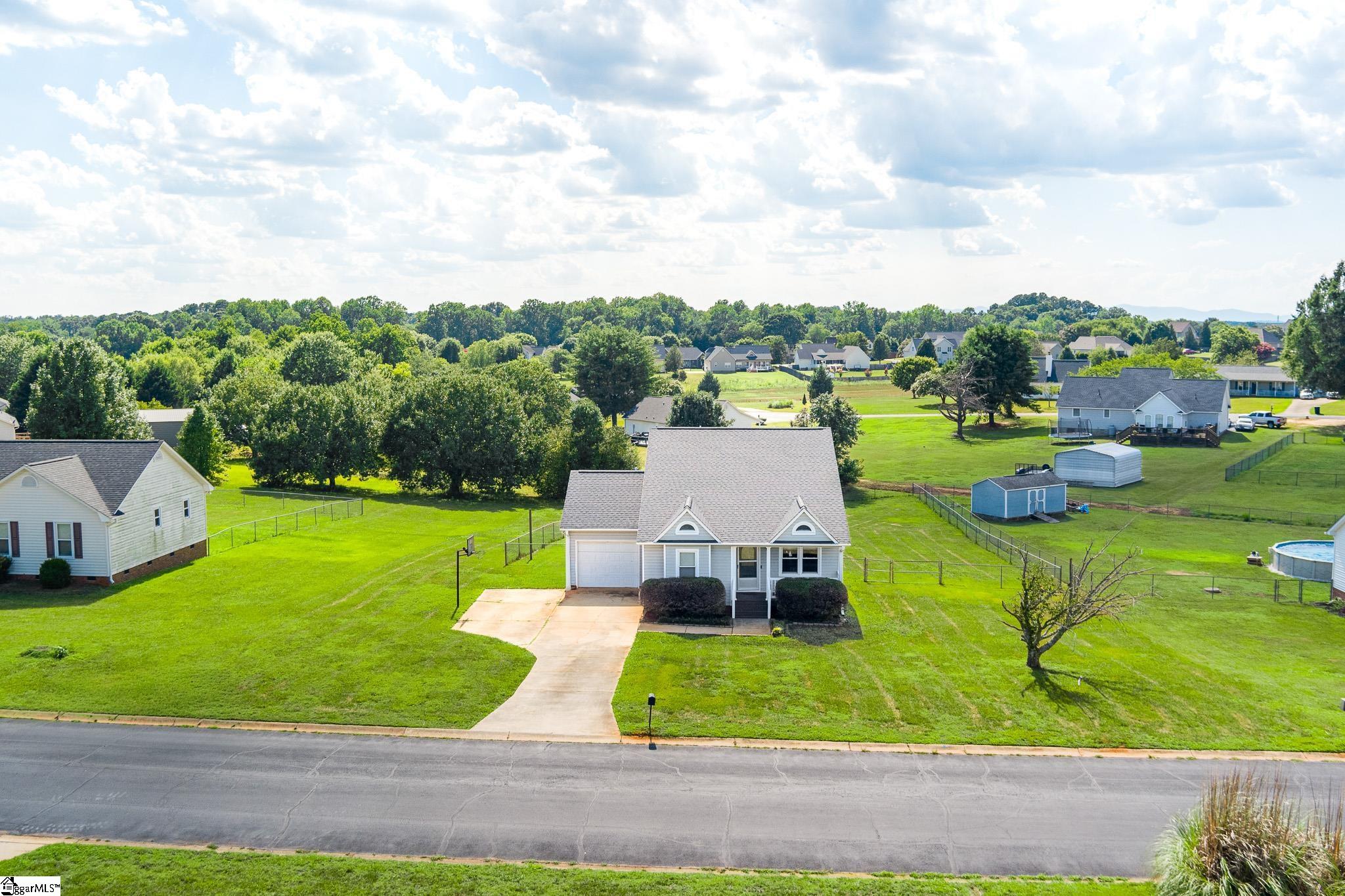 215 Upland View Drive Boiling Springs, SC 29316