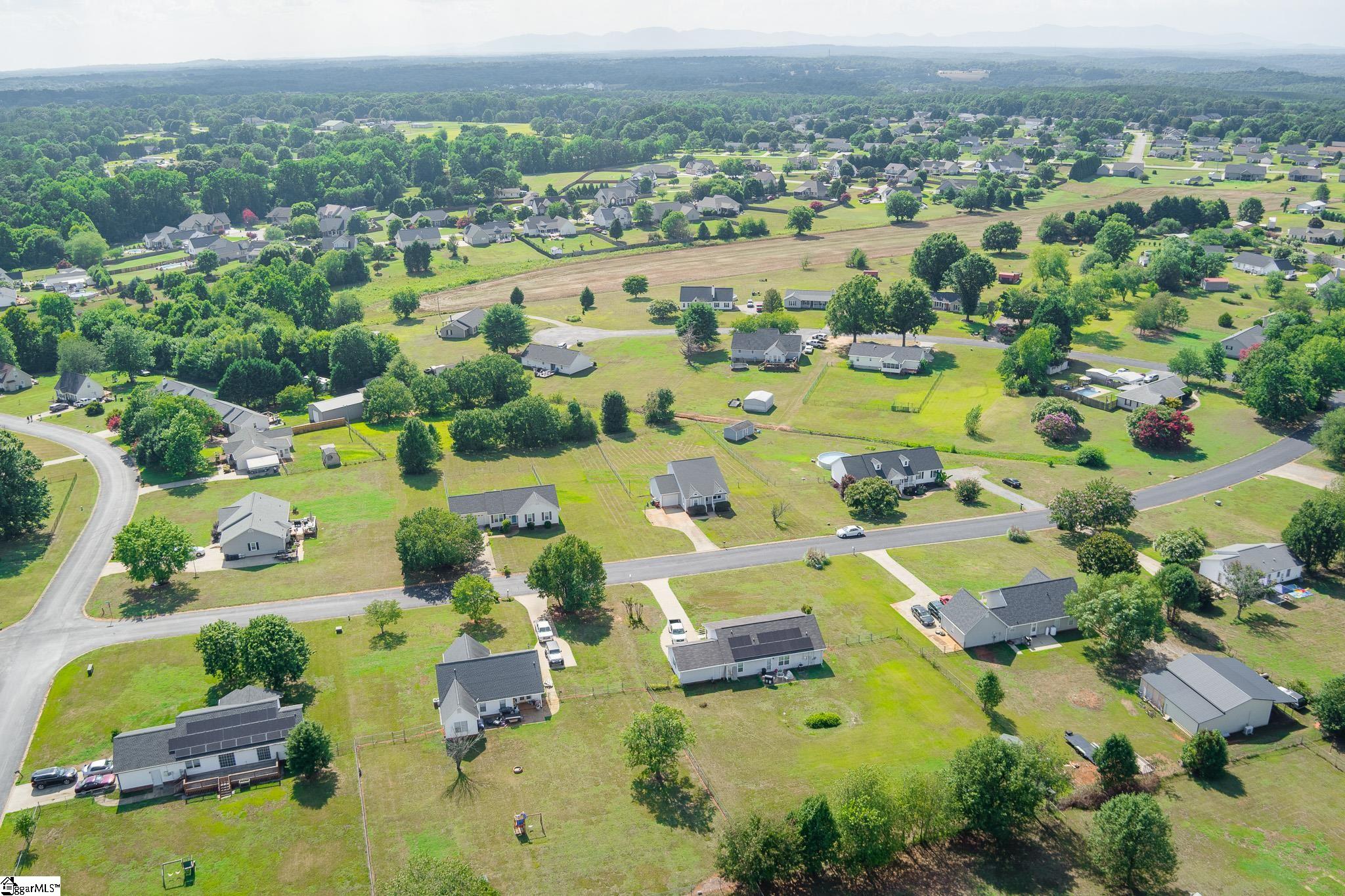 215 Upland View Drive Boiling Springs, SC 29316