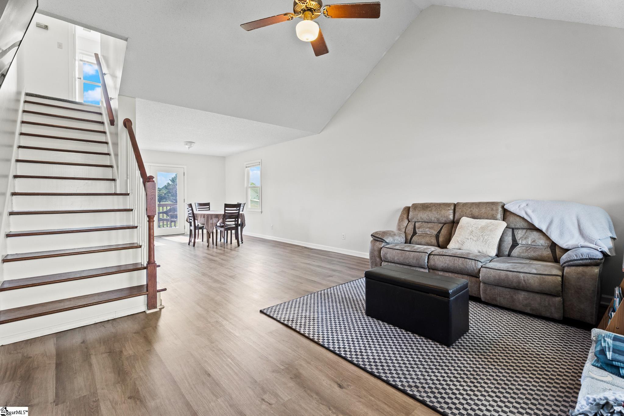 215 Upland View Drive Boiling Springs, SC 29316