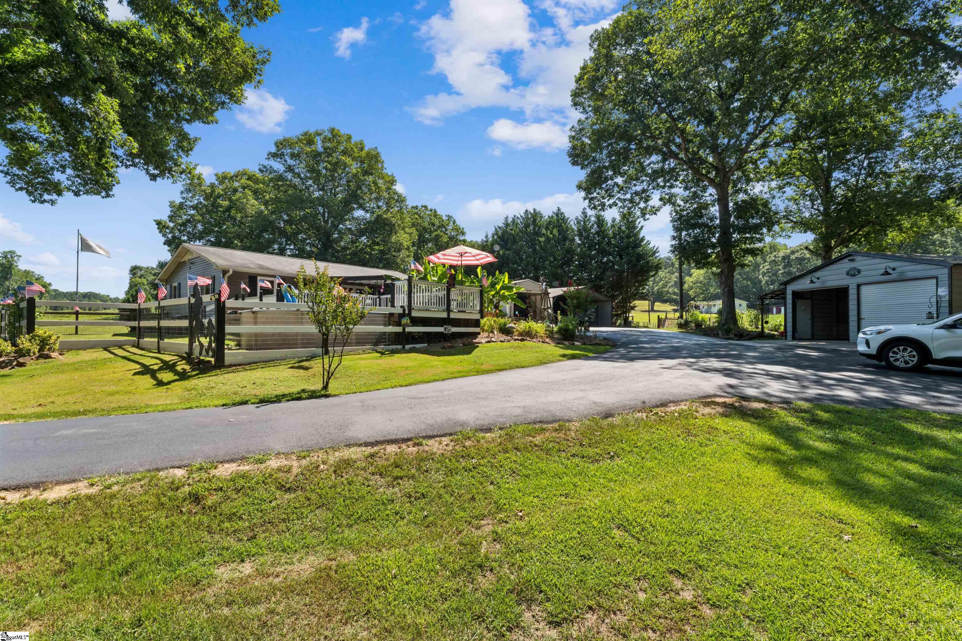 1210 Cooper Bridge Road Woodruff, SC 29388