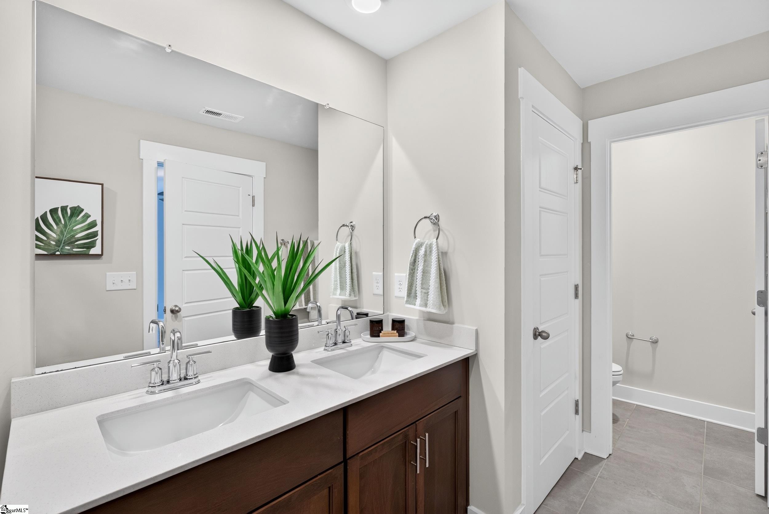 919 Yarn Way Greer, SC 29651