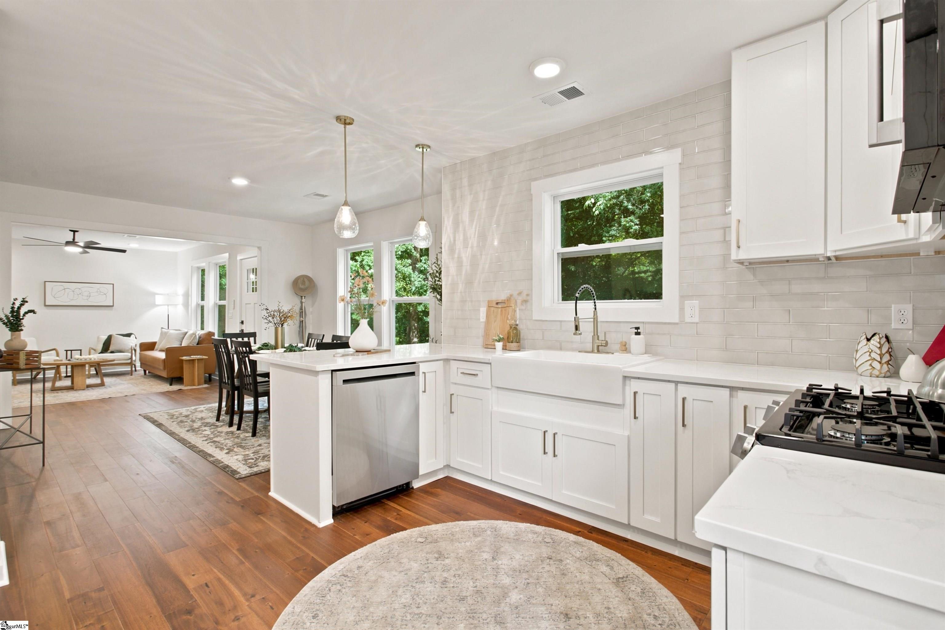 4 Arcadia Circle Greenville, SC 29605