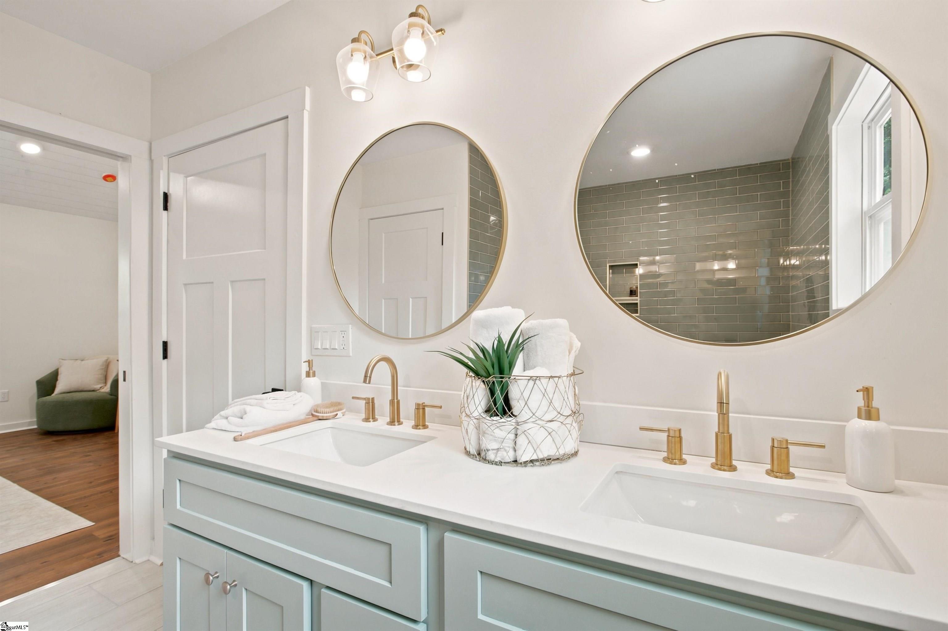 4 Arcadia Circle Greenville, SC 29605