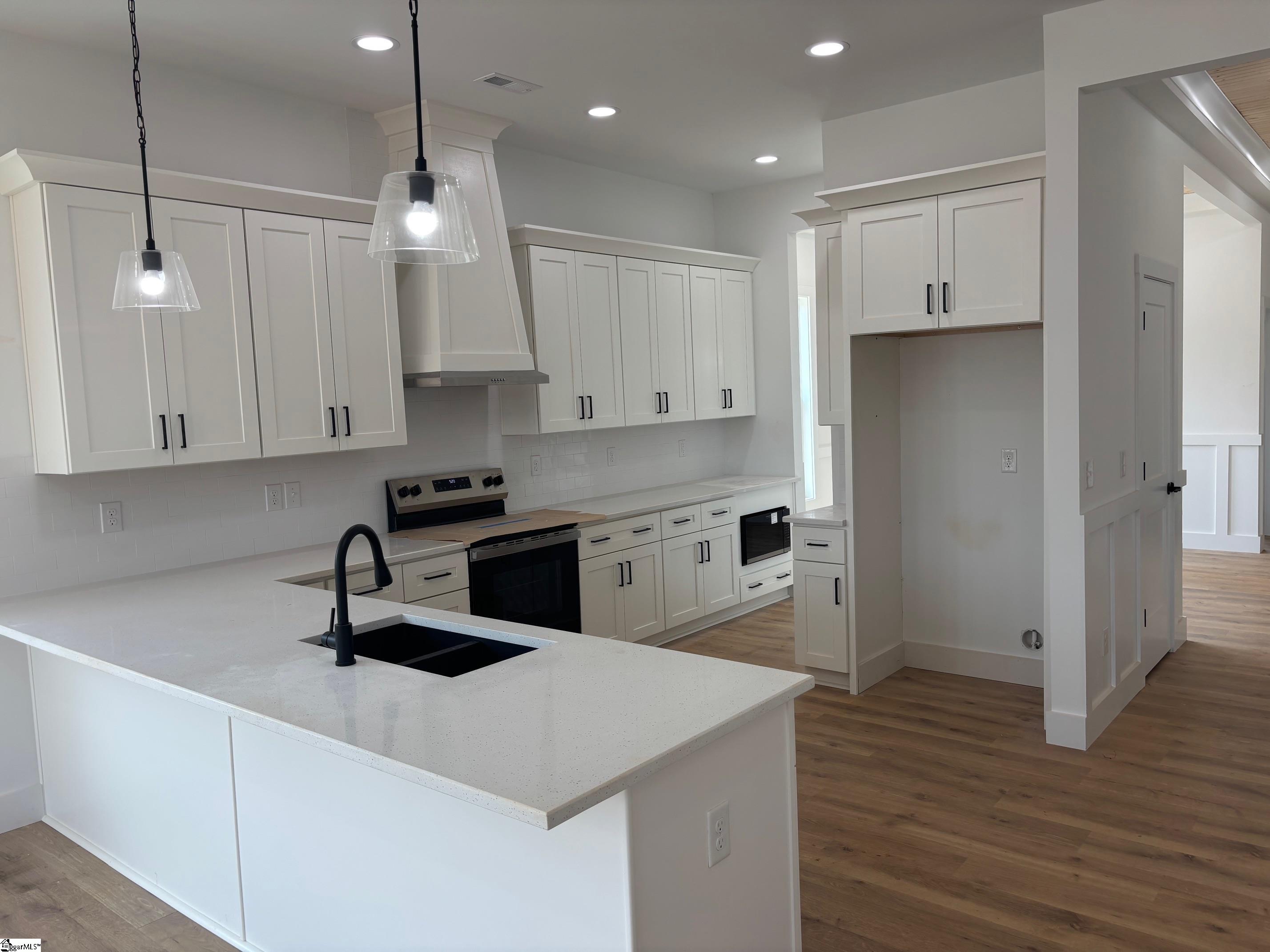 1460 Pleasant School Road Gaffney, SC 29341