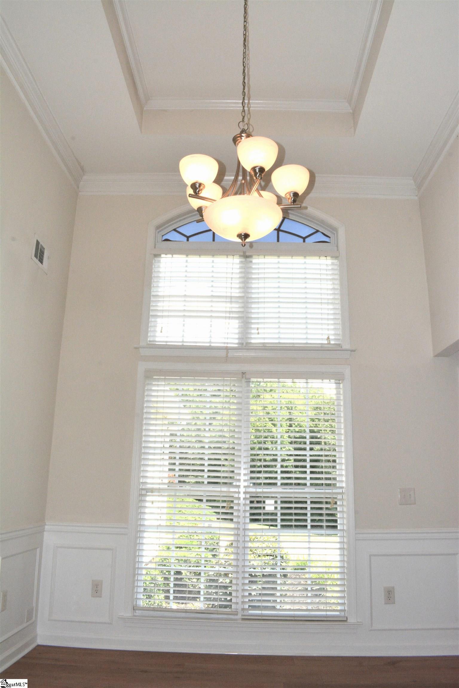 207 Grimes Drive Simpsonville, SC 29681