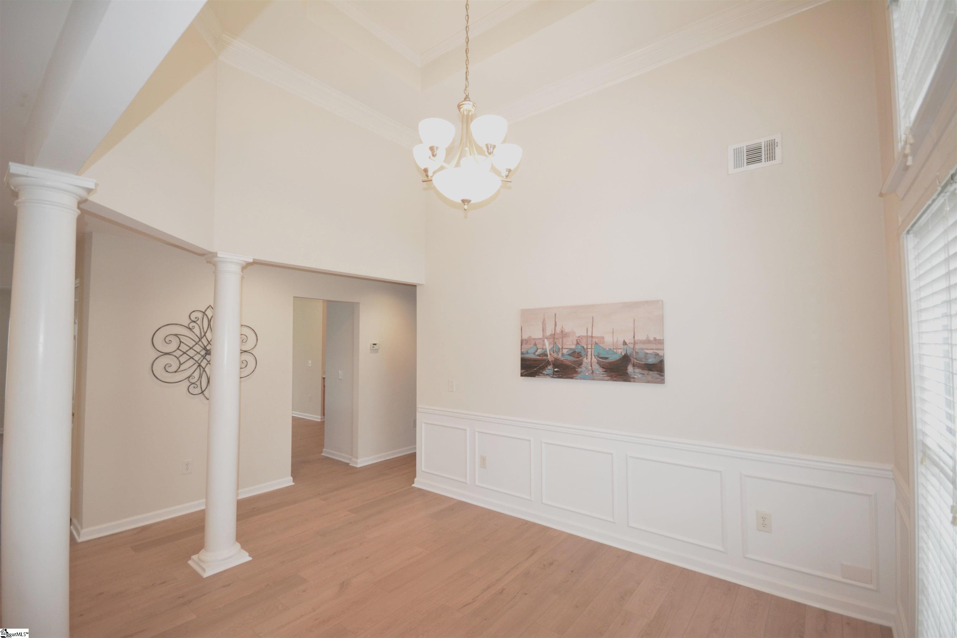 207 Grimes Drive Simpsonville, SC 29681