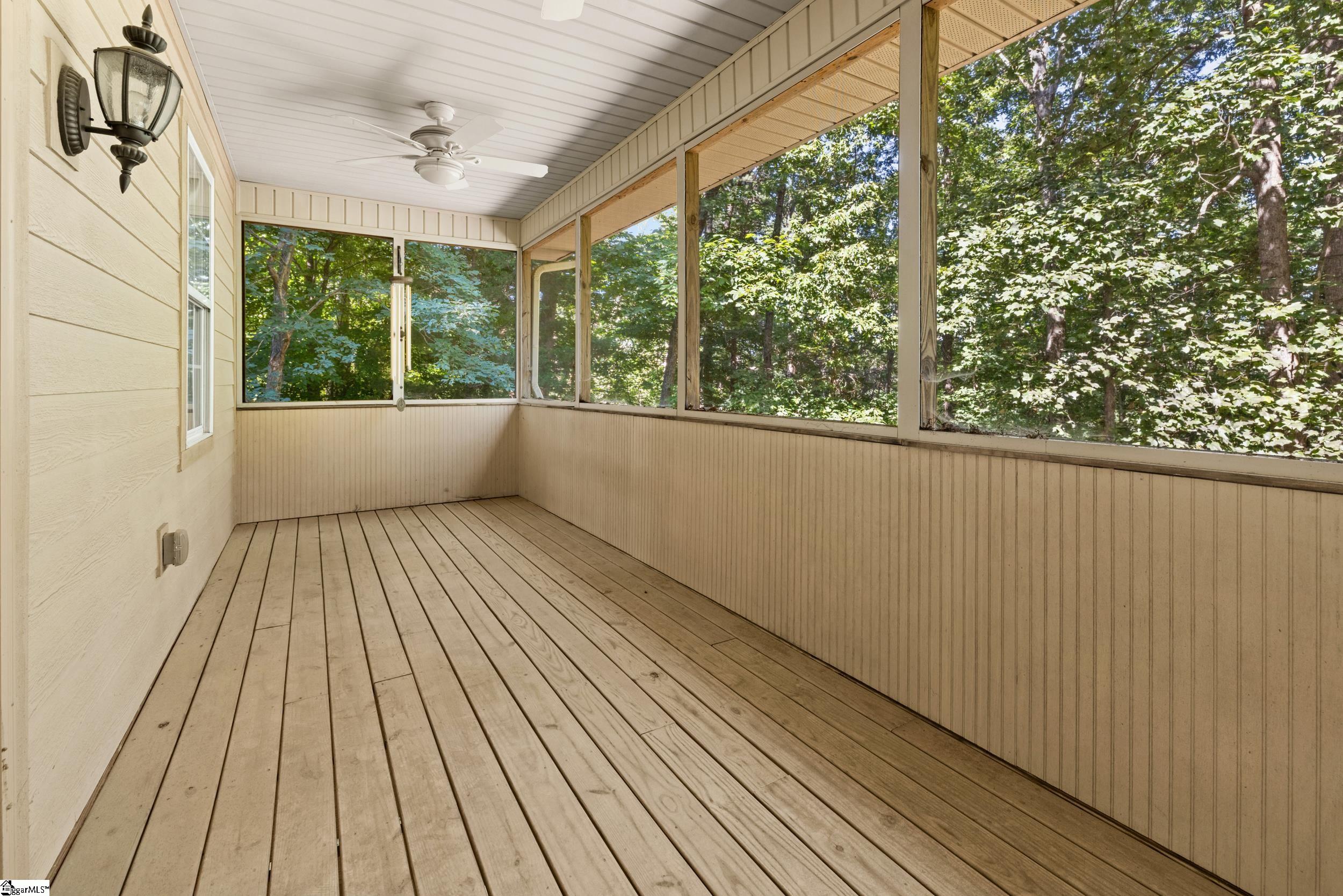 227 Pineneedle Drive Westminster, SC 29693