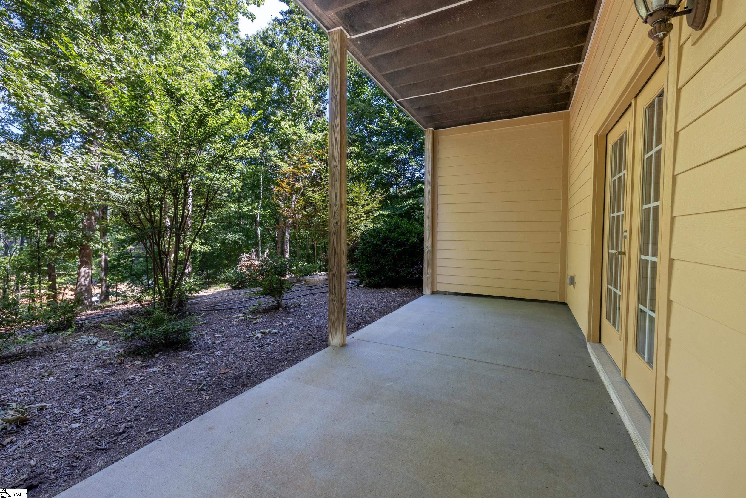 227 Pineneedle Drive Westminster, SC 29693