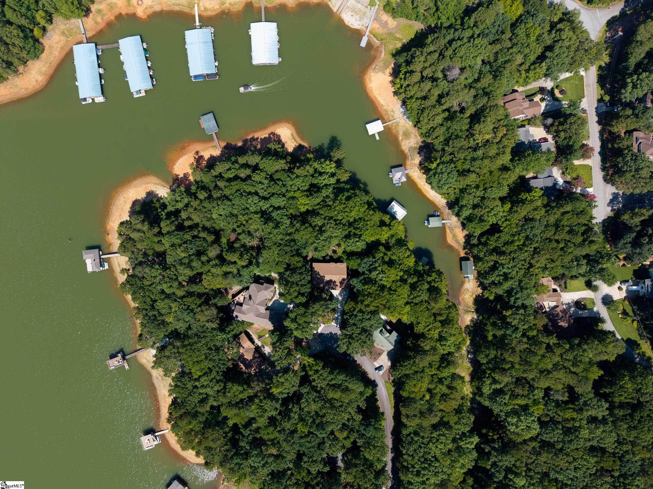 227 Pineneedle Drive Westminster, SC 29693