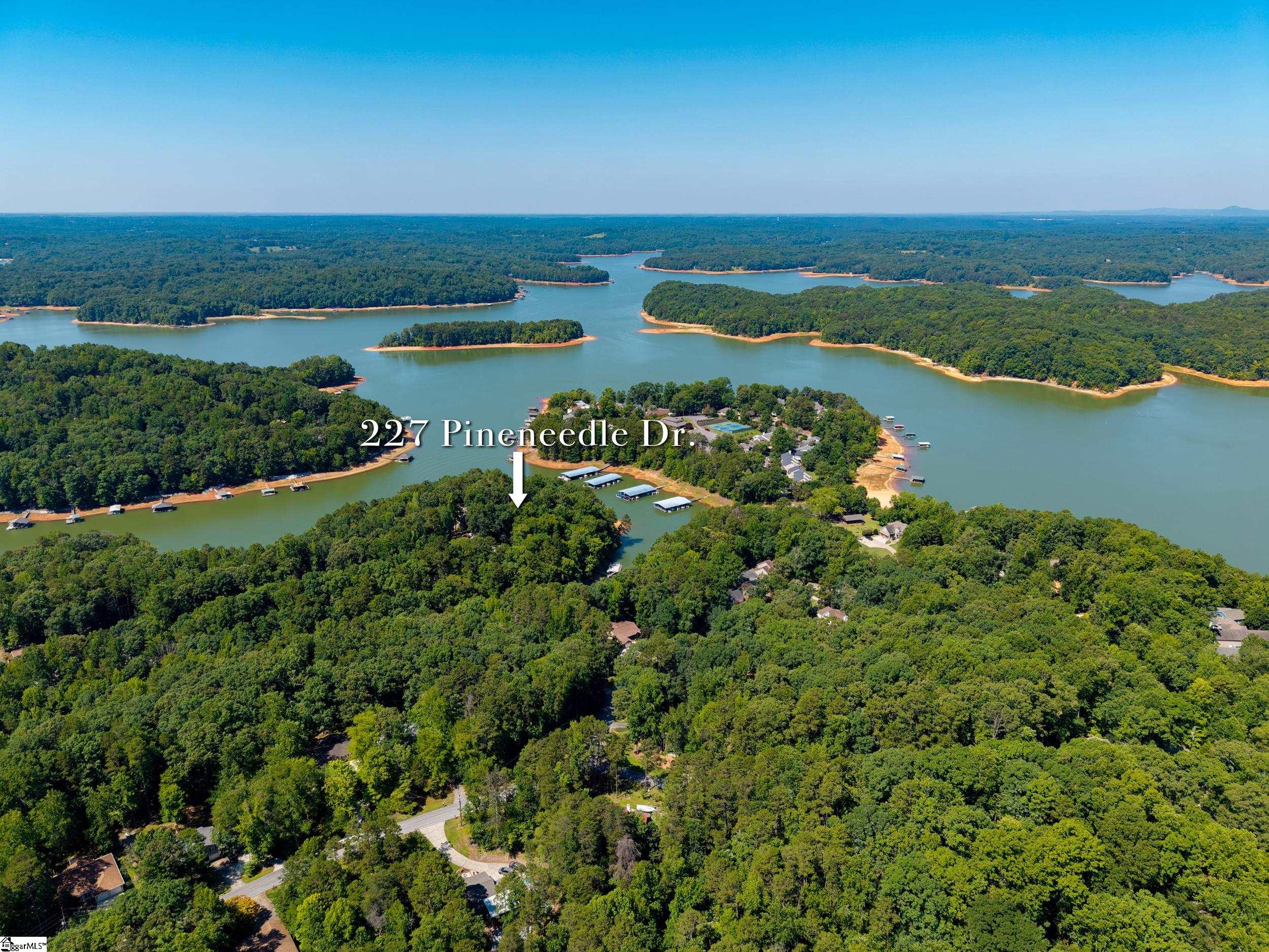 227 Pineneedle Drive Westminster, SC 29693