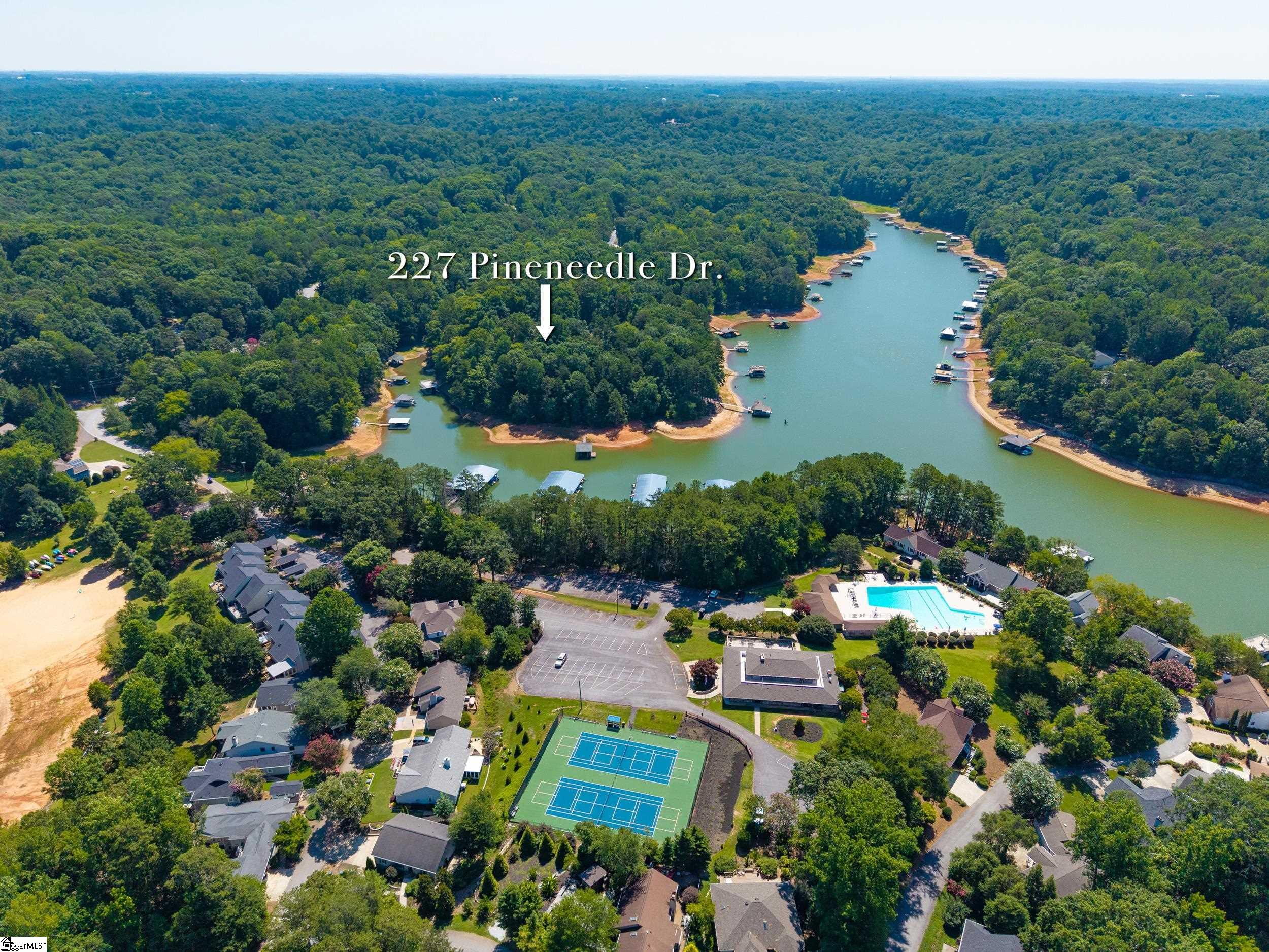227 Pineneedle Drive Westminster, SC 29693