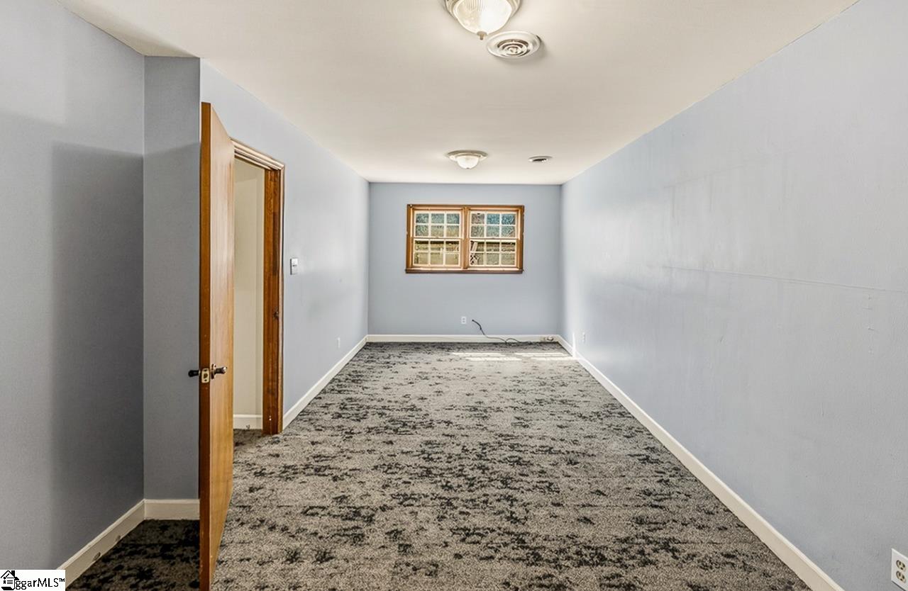 4016 Pebblebrook Court Spartanburg, SC 29301