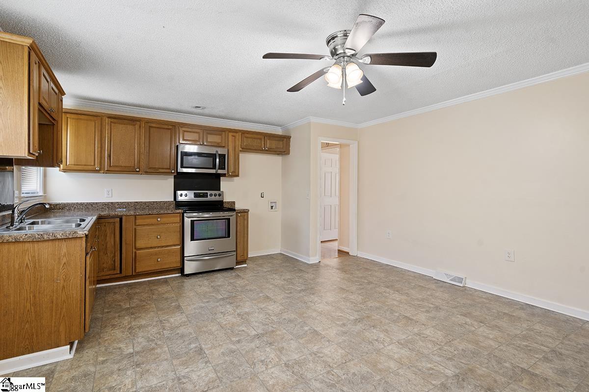 107 Grove Street Clinton, SC 29325