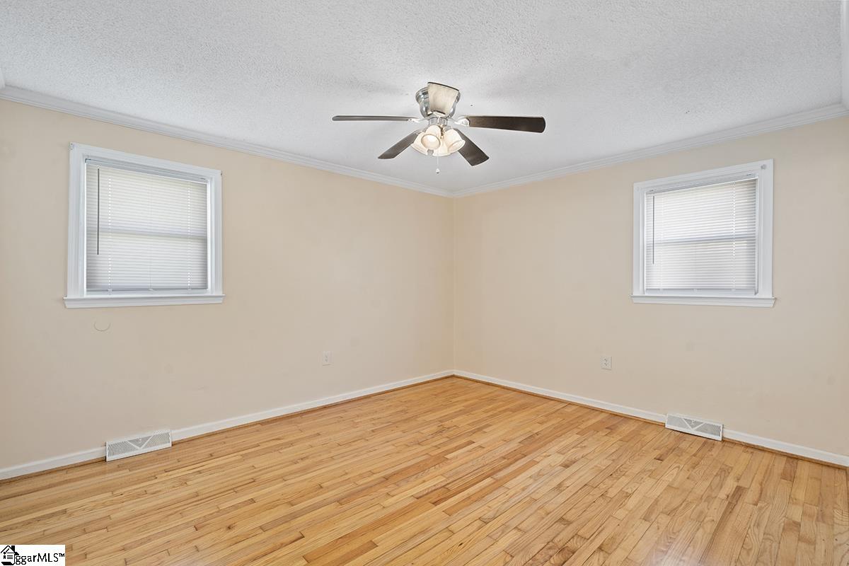 107 Grove Street Clinton, SC 29325