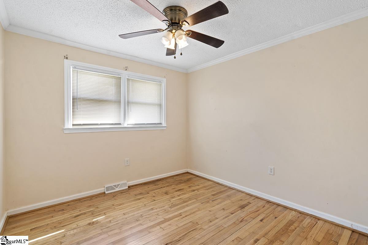 107 Grove Street Clinton, SC 29325
