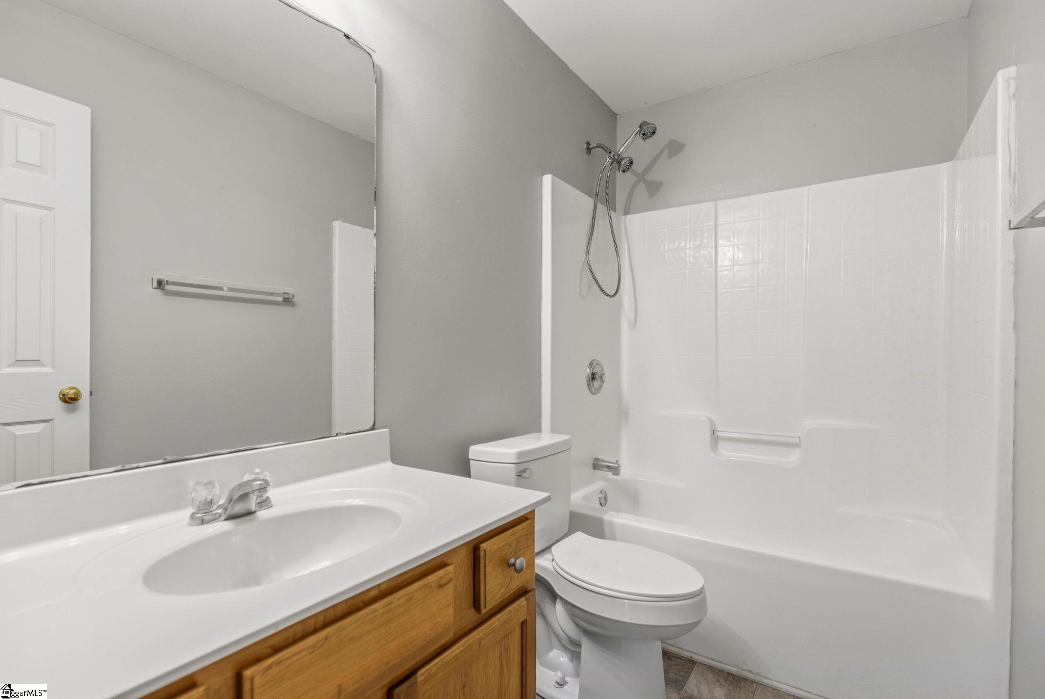 205 Greenport Way Greenville, SC 29607