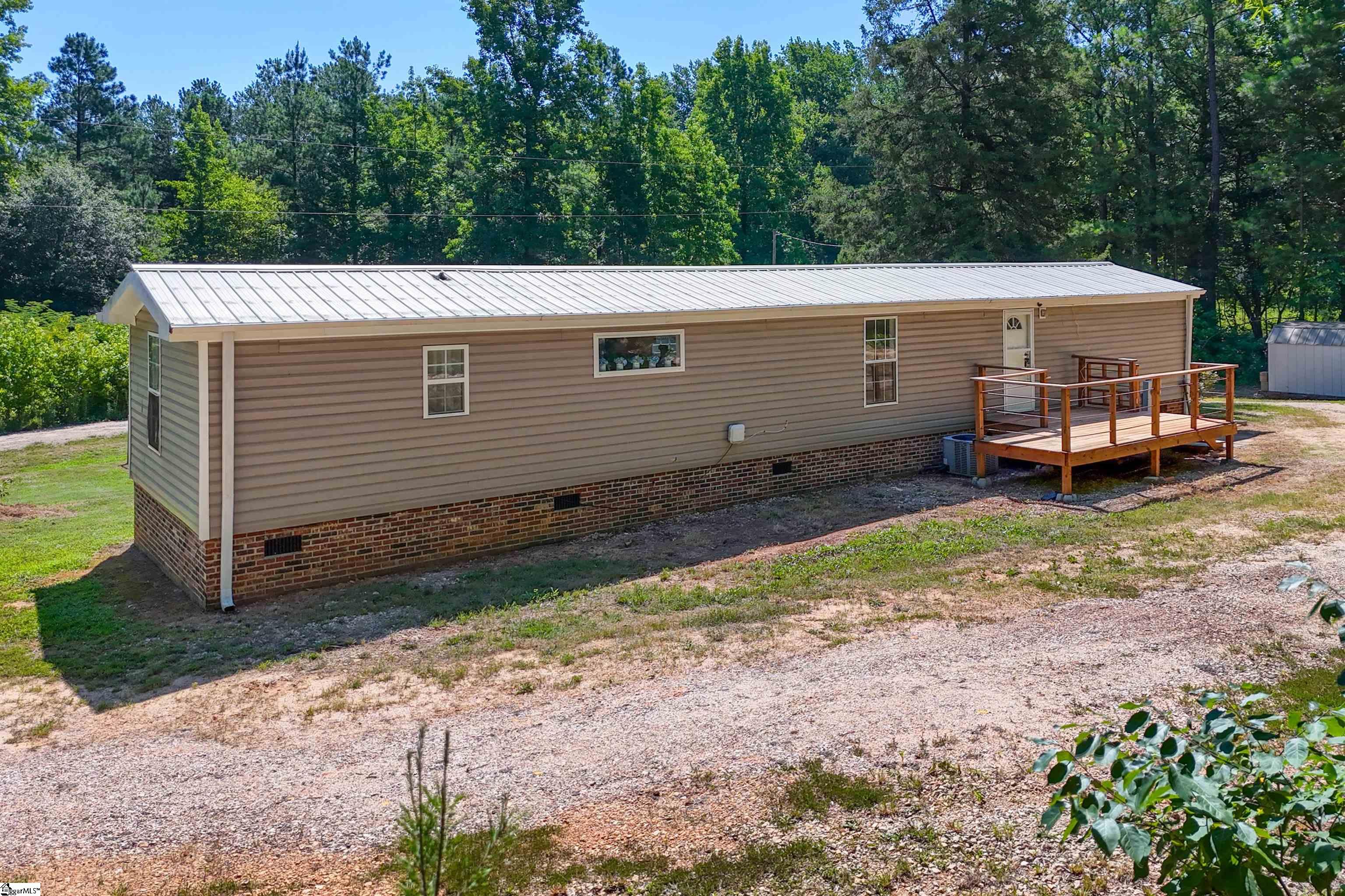 393 Country Estates Road Fountain Inn, SC 29644